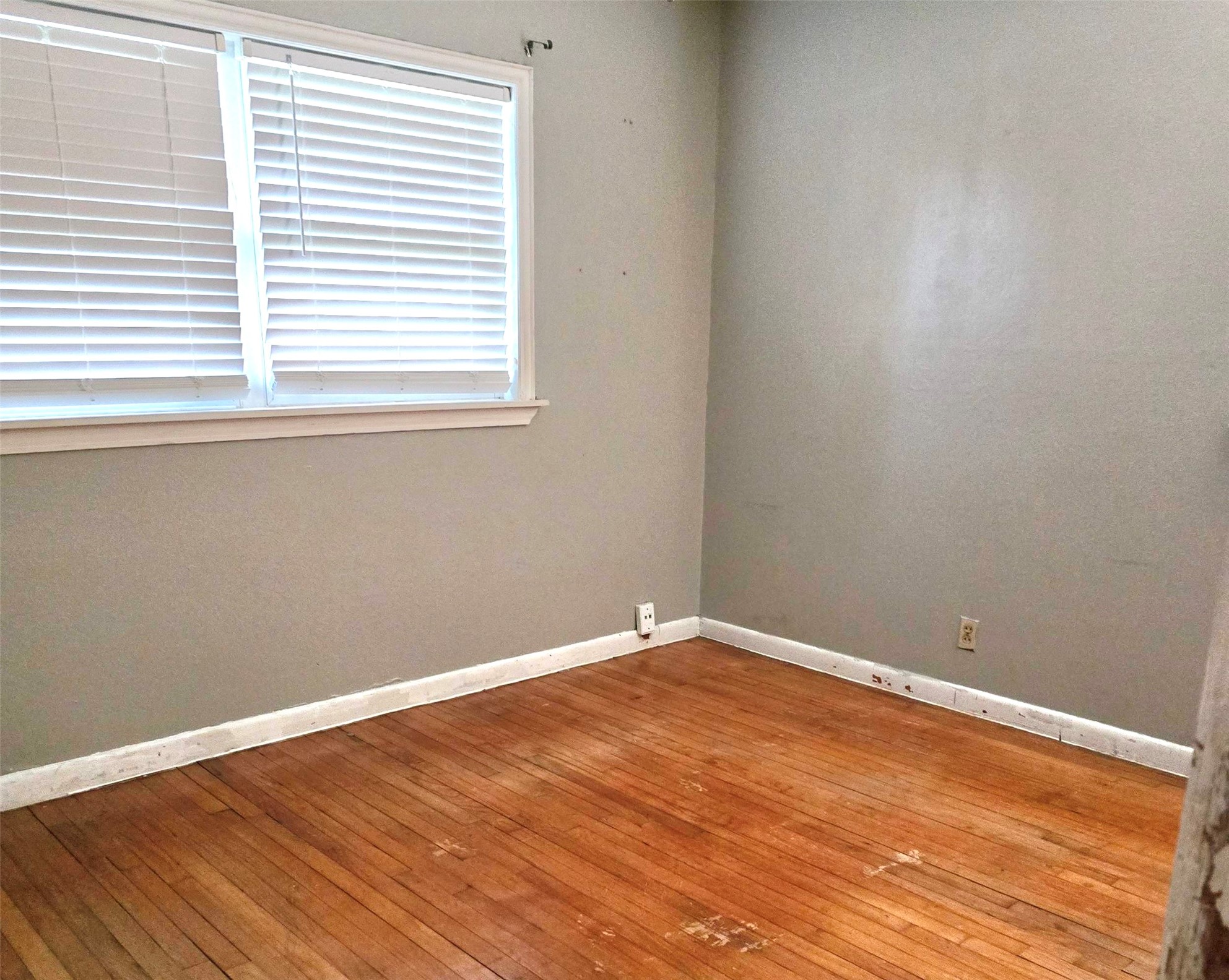 1802 14th Avenue N Property Photo 9