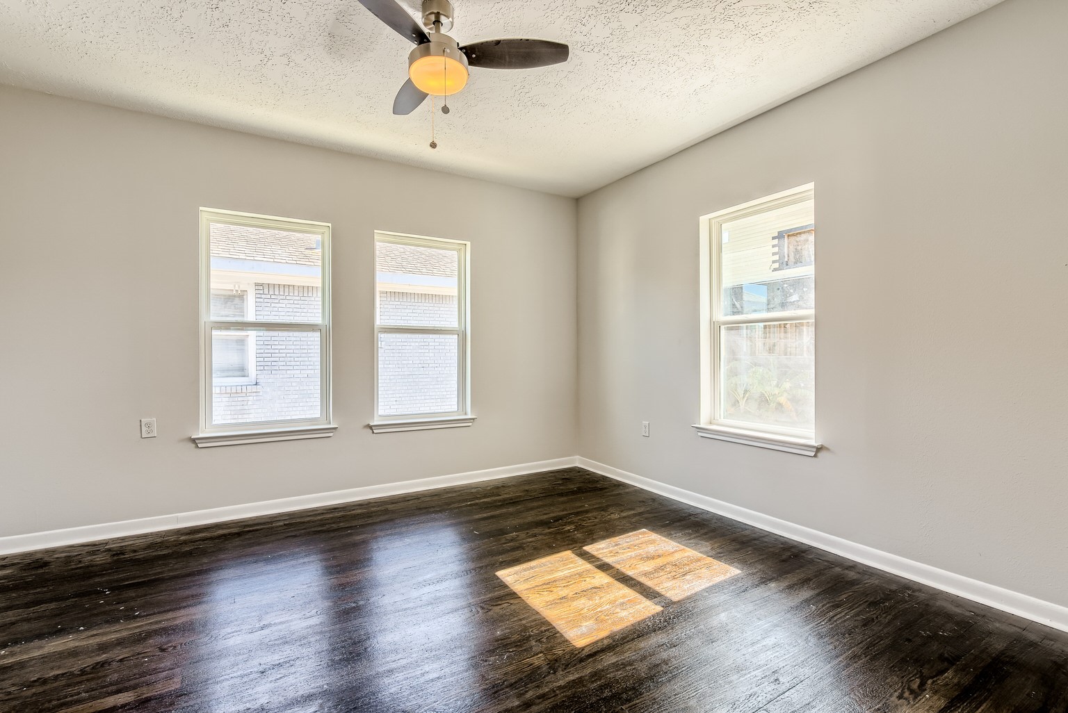 519 W Clay Street 2 Property Photo 19