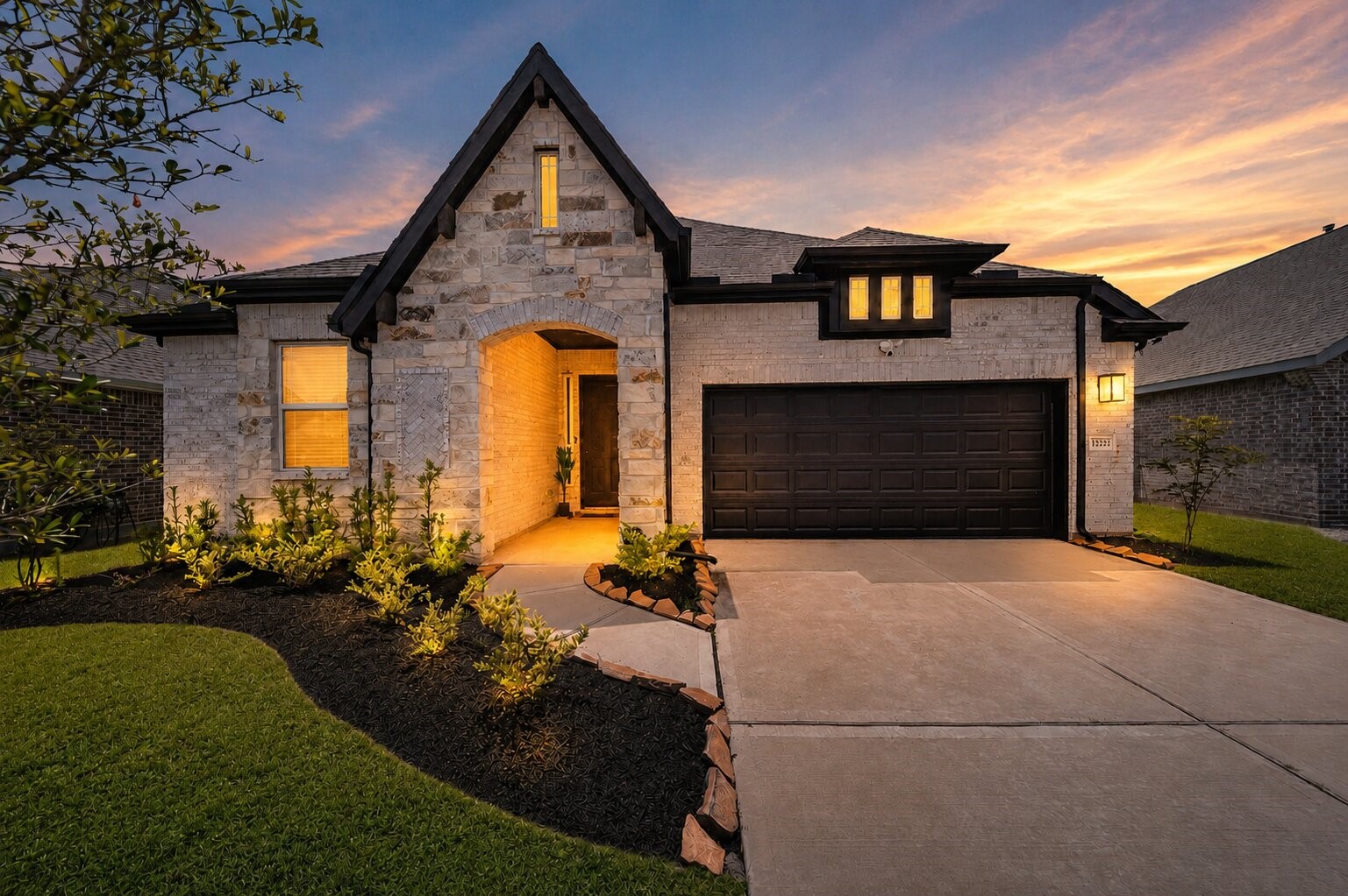 12222 English Mist Drive Property Photo 3