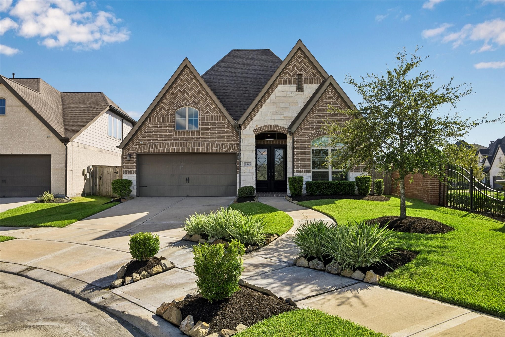 2343 Calm Channel Court Property Photo 2