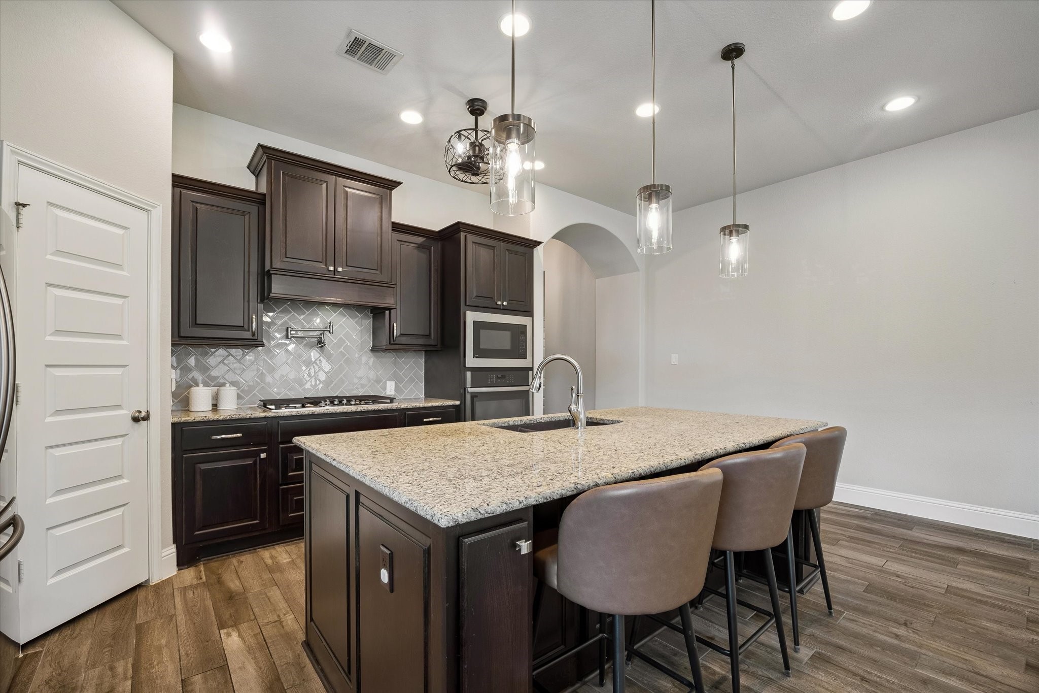 2343 Calm Channel Court Property Photo 8