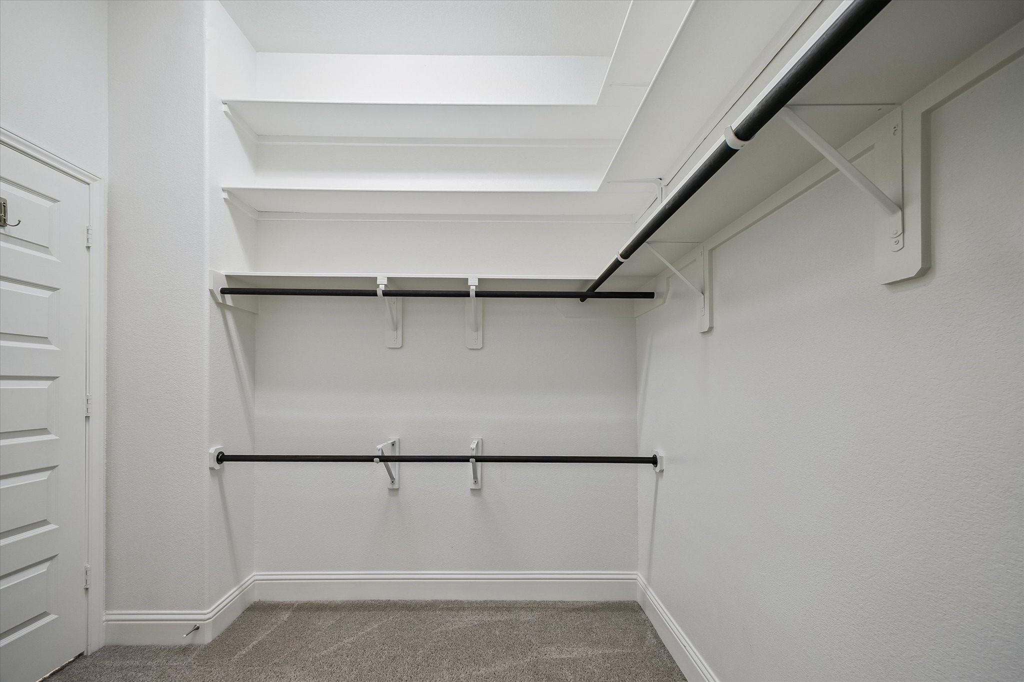 2343 Calm Channel Court Property Photo 31