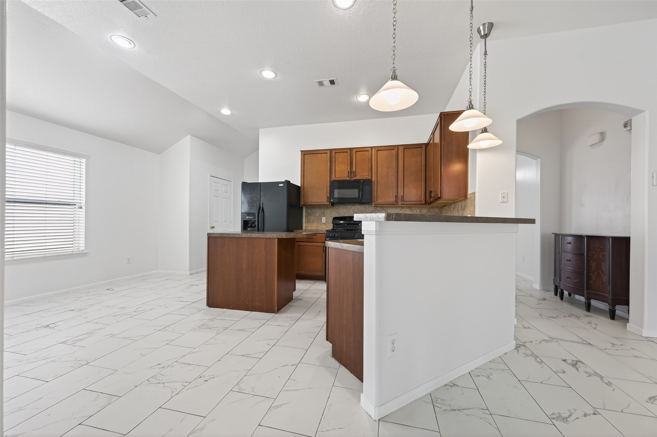 4923 Kale Garden Court Property Photo 6