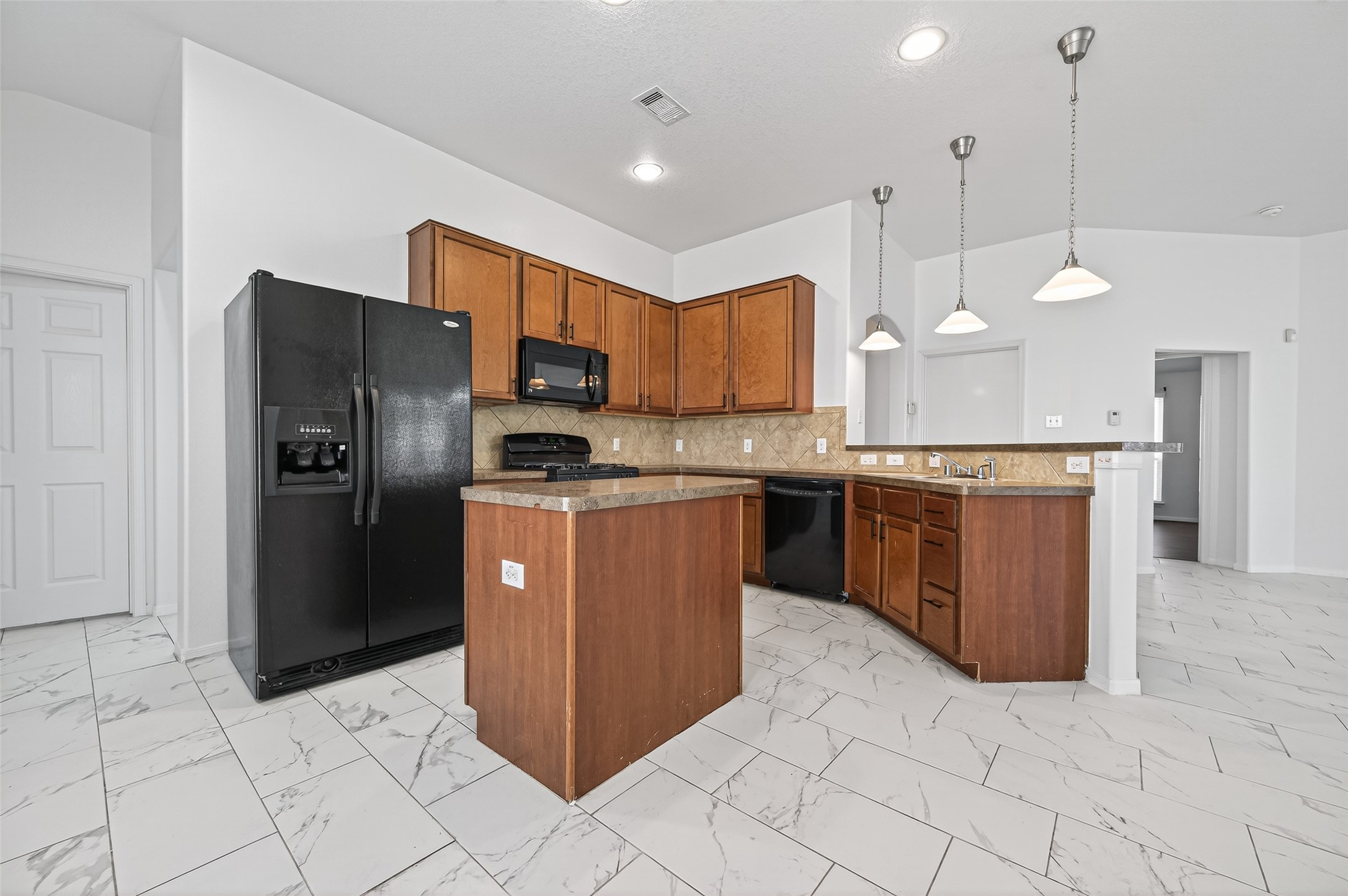 4923 Kale Garden Court Property Photo 9