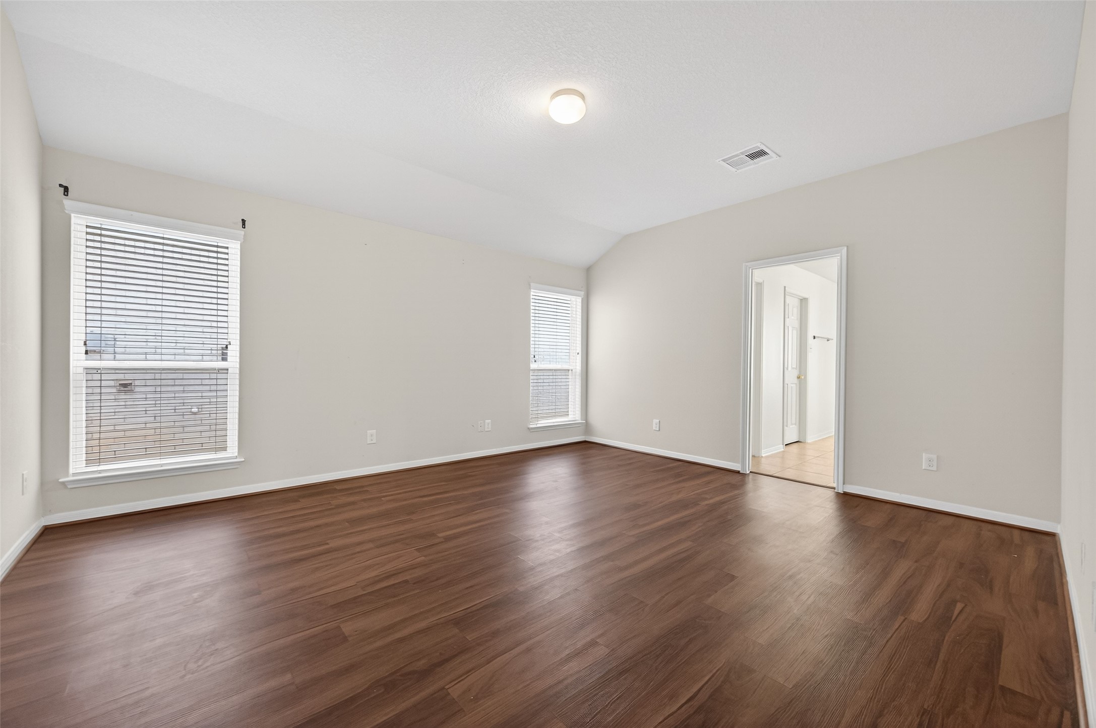 4923 Kale Garden Court Property Photo 12