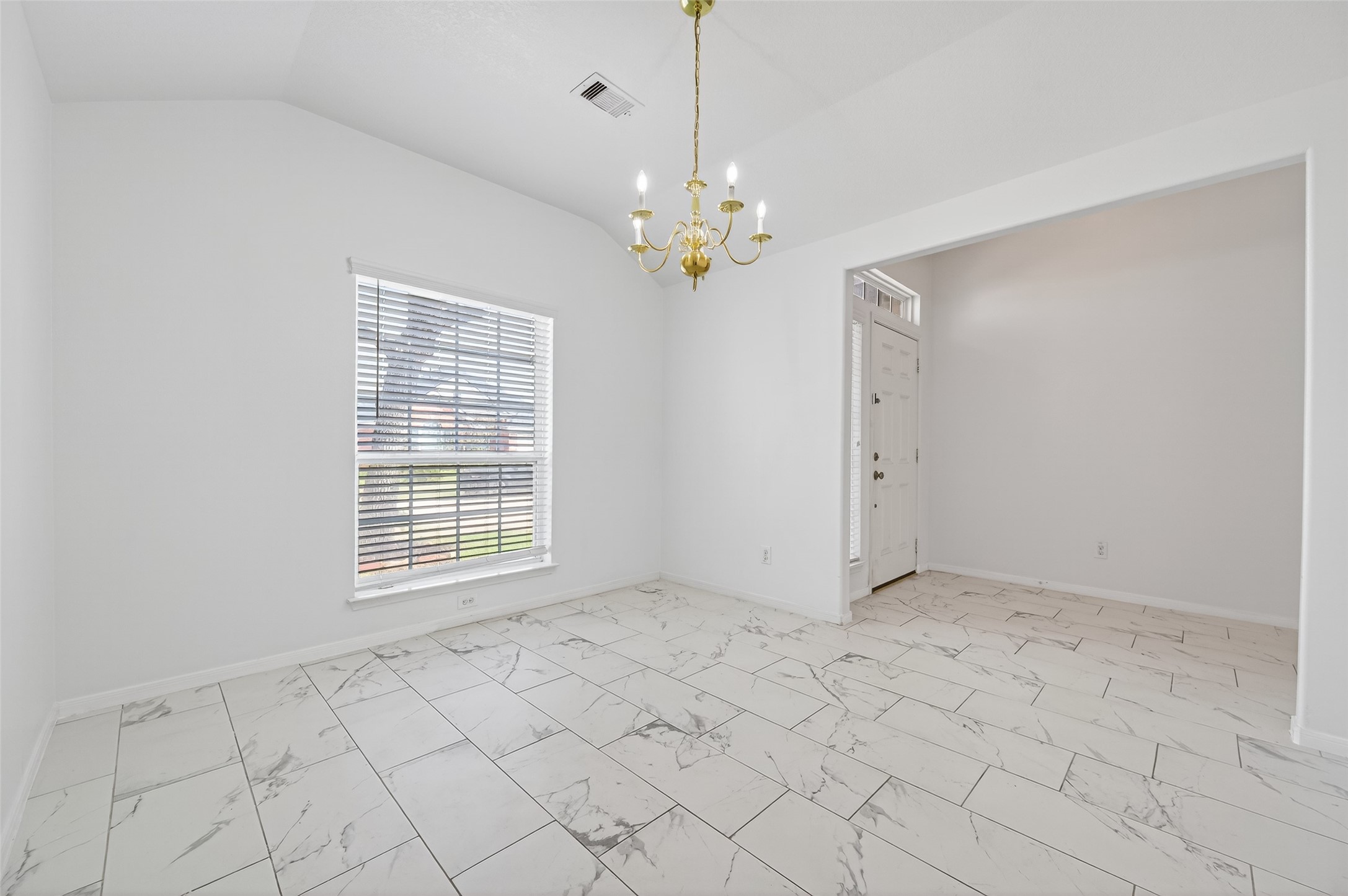 4923 Kale Garden Court Property Photo 15