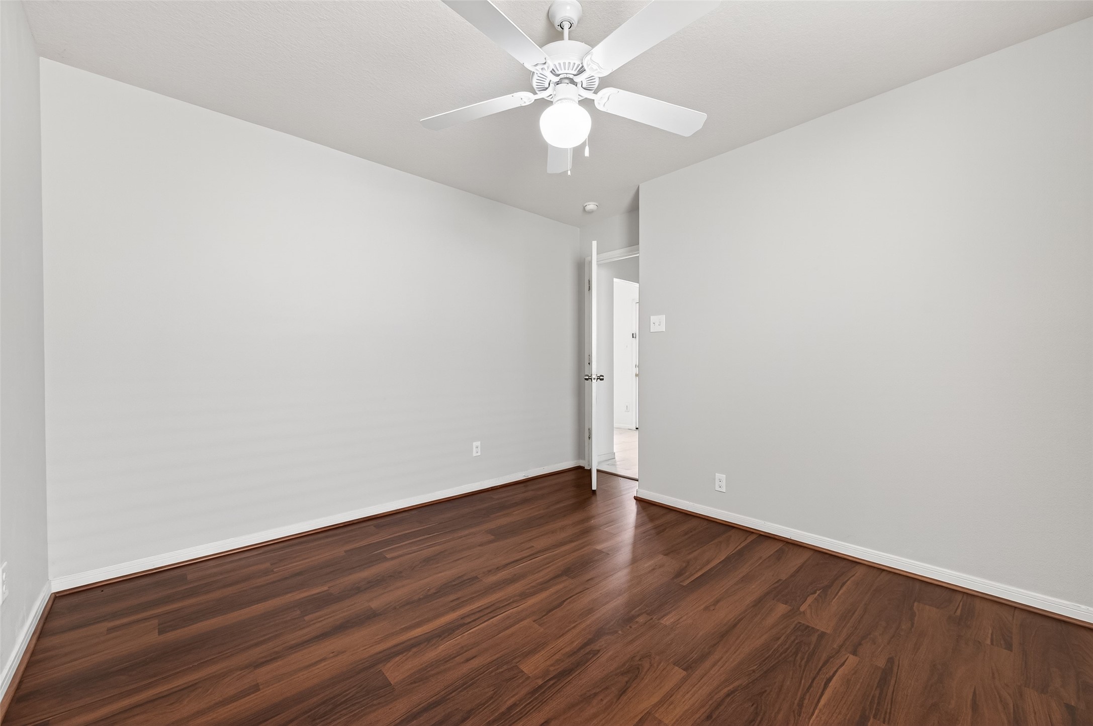 4923 Kale Garden Court Property Photo 28