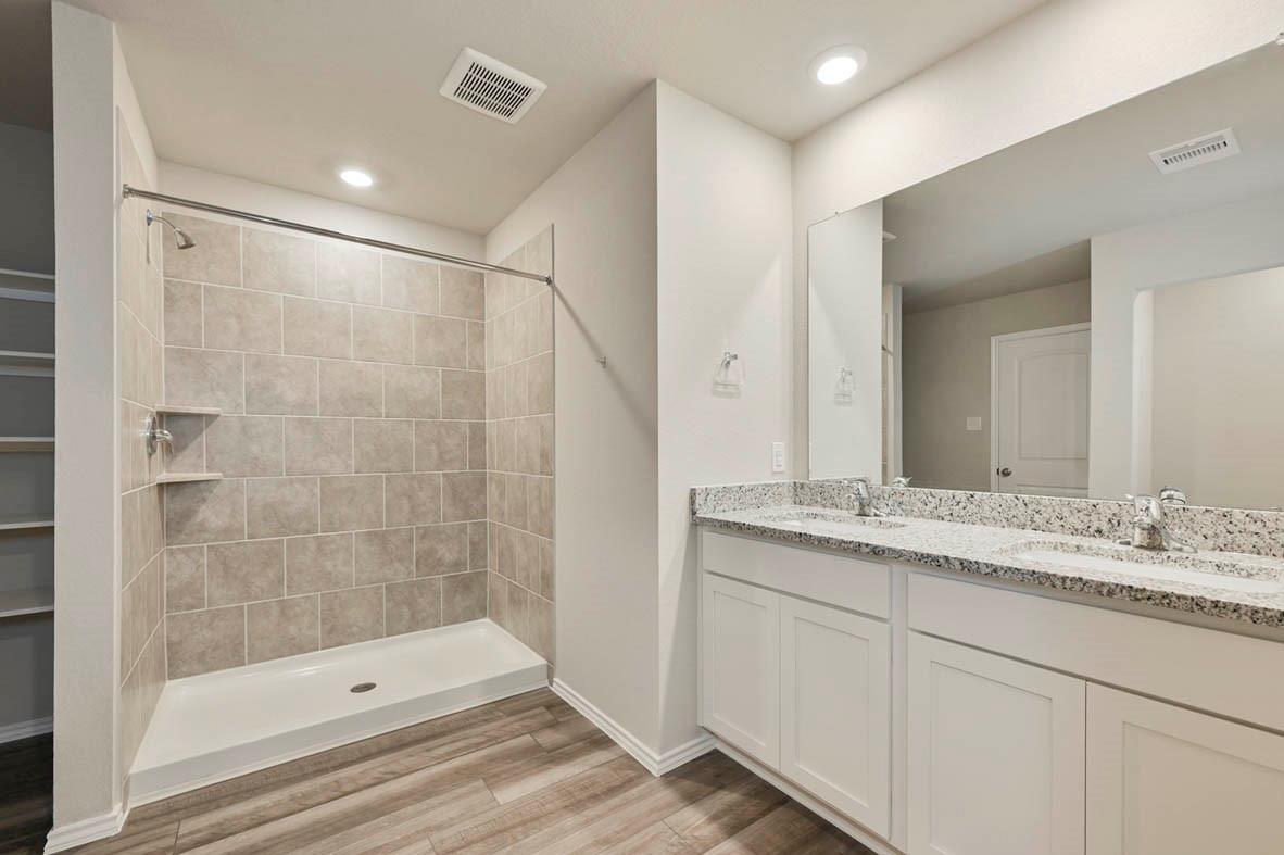 1616 Navarro Drive Property Photo 9