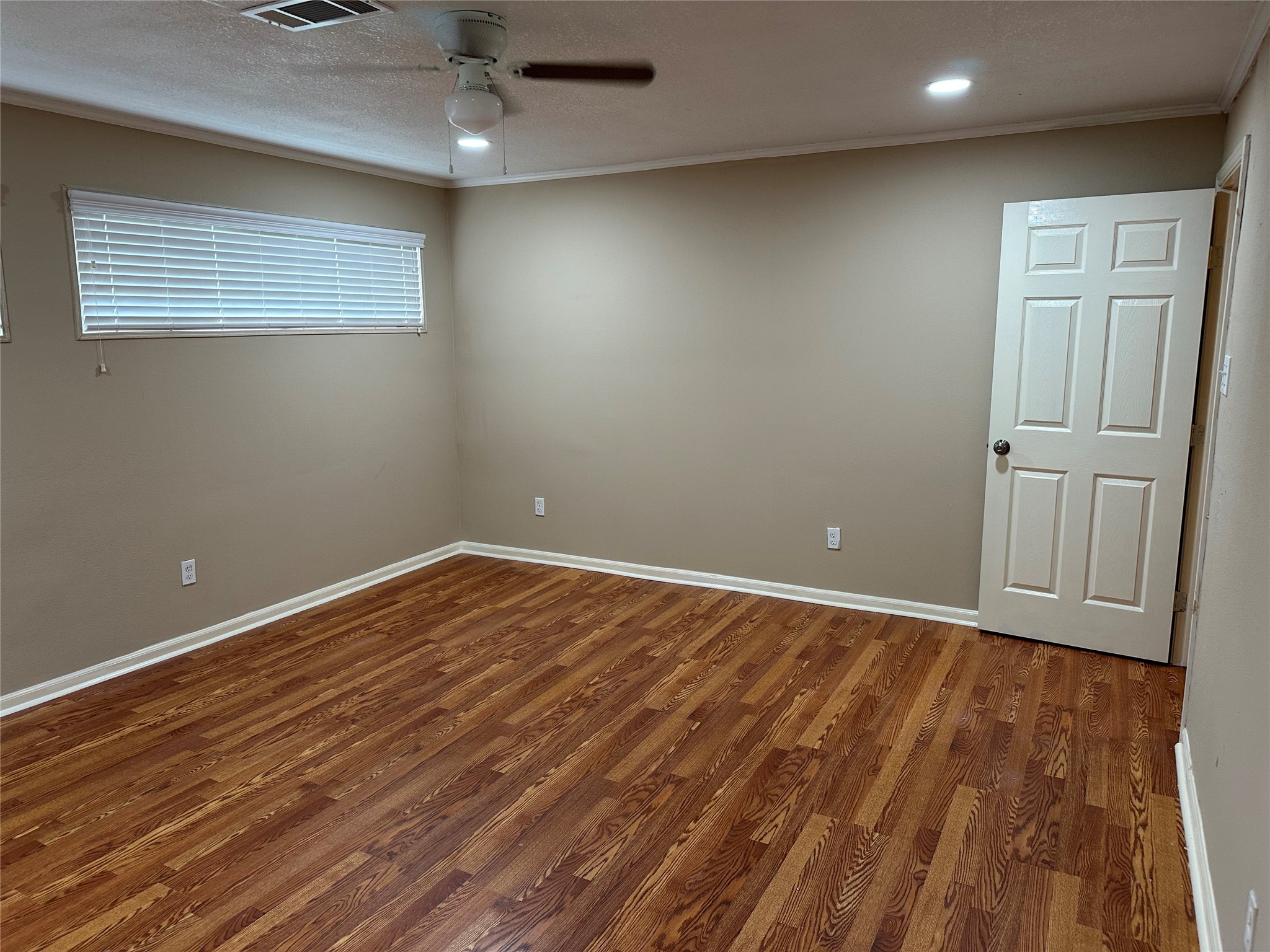 4214 Gano Street Property Photo 9