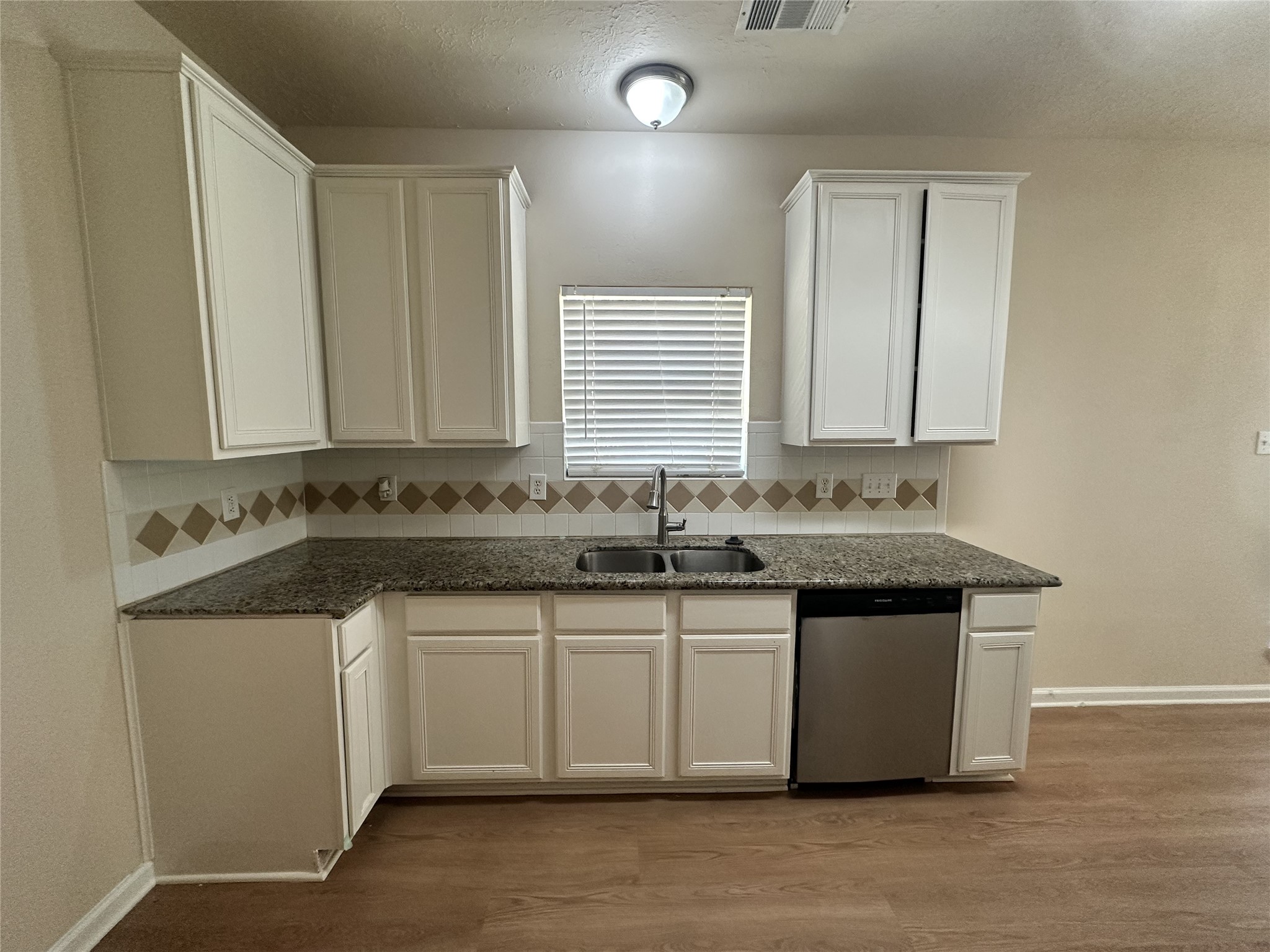1138 Evandale Lane Property Photo 10