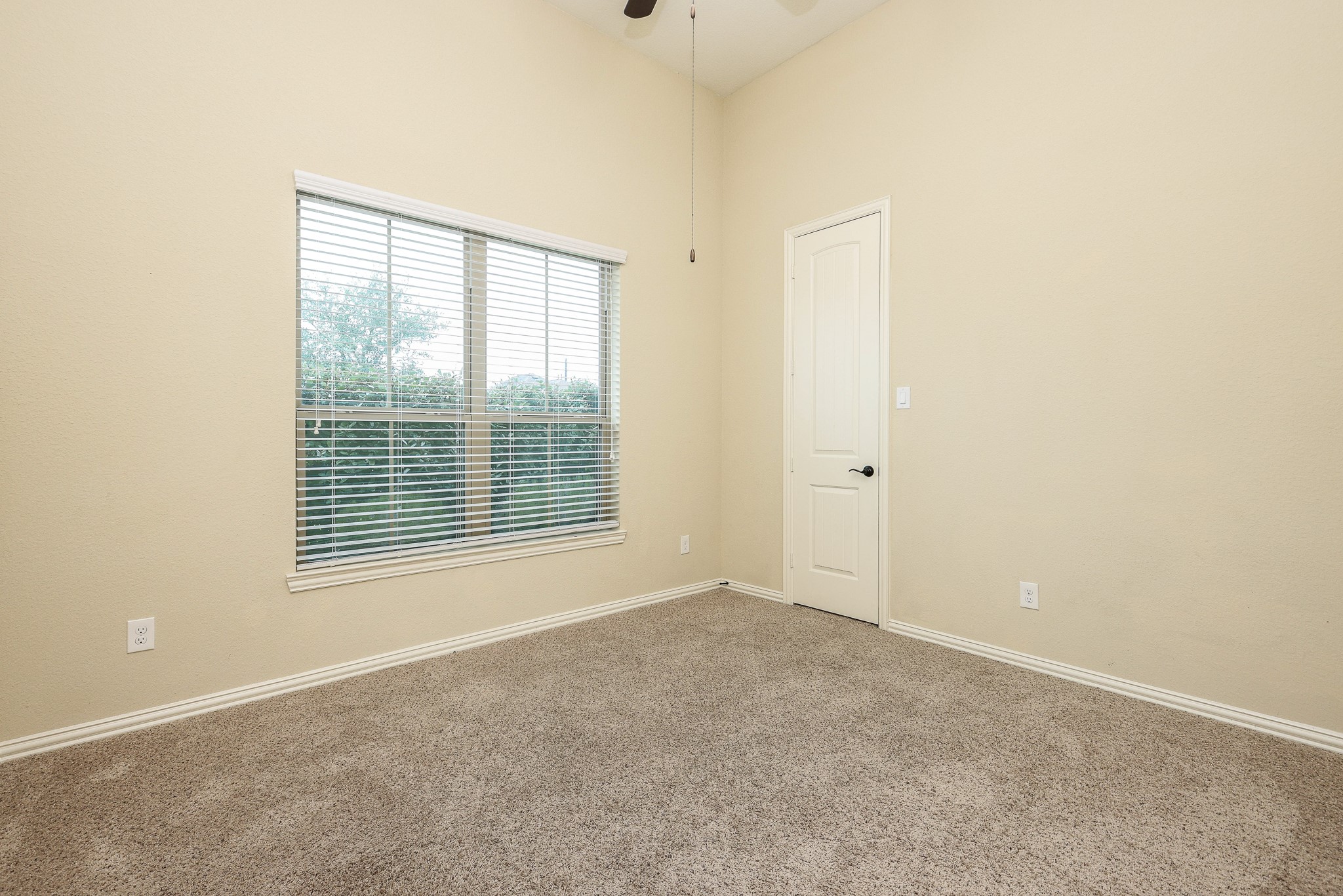 21911 Avalon Queen Drive Property Photo 30