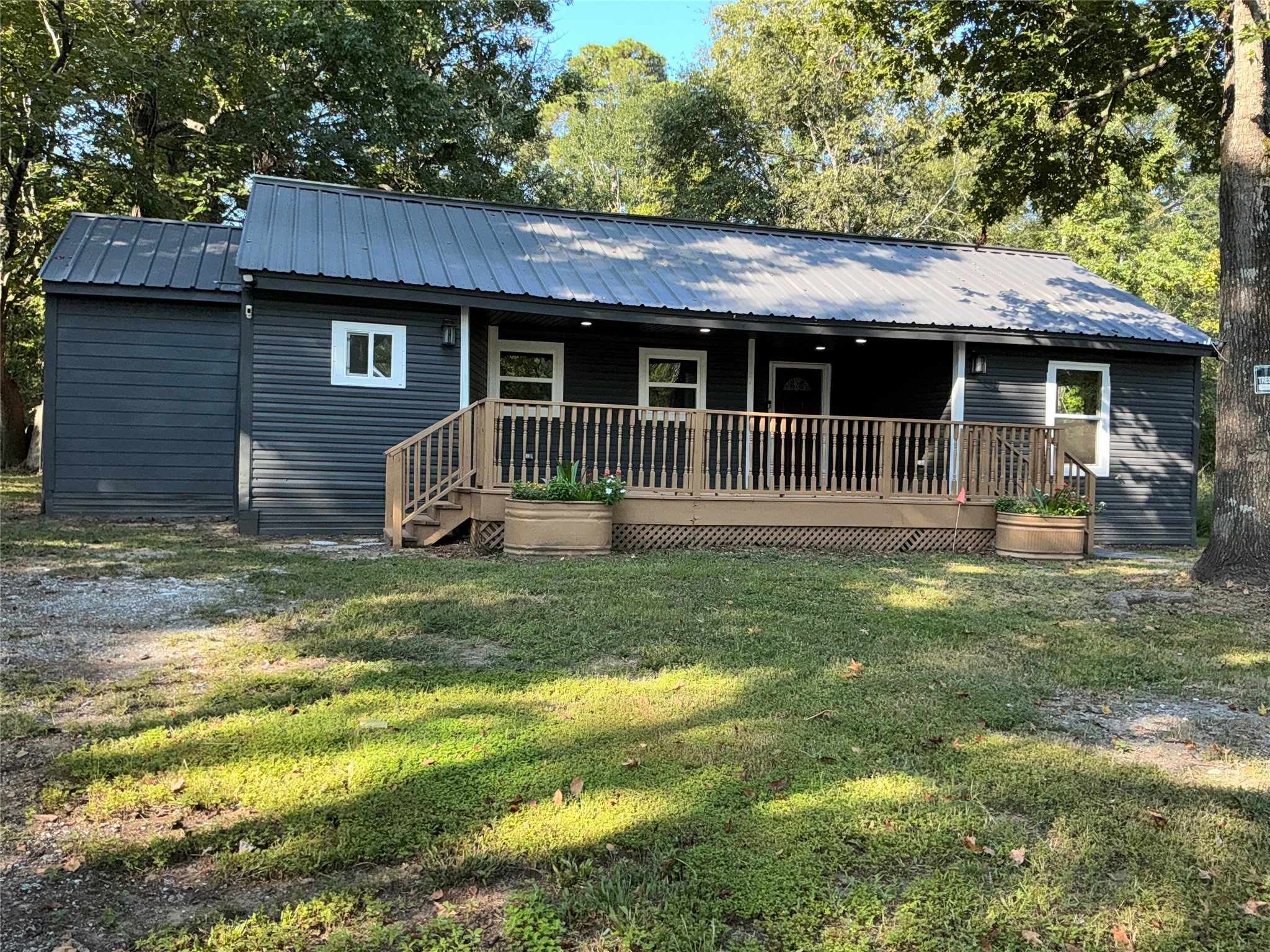 10928 L And M Road Property Photo 4