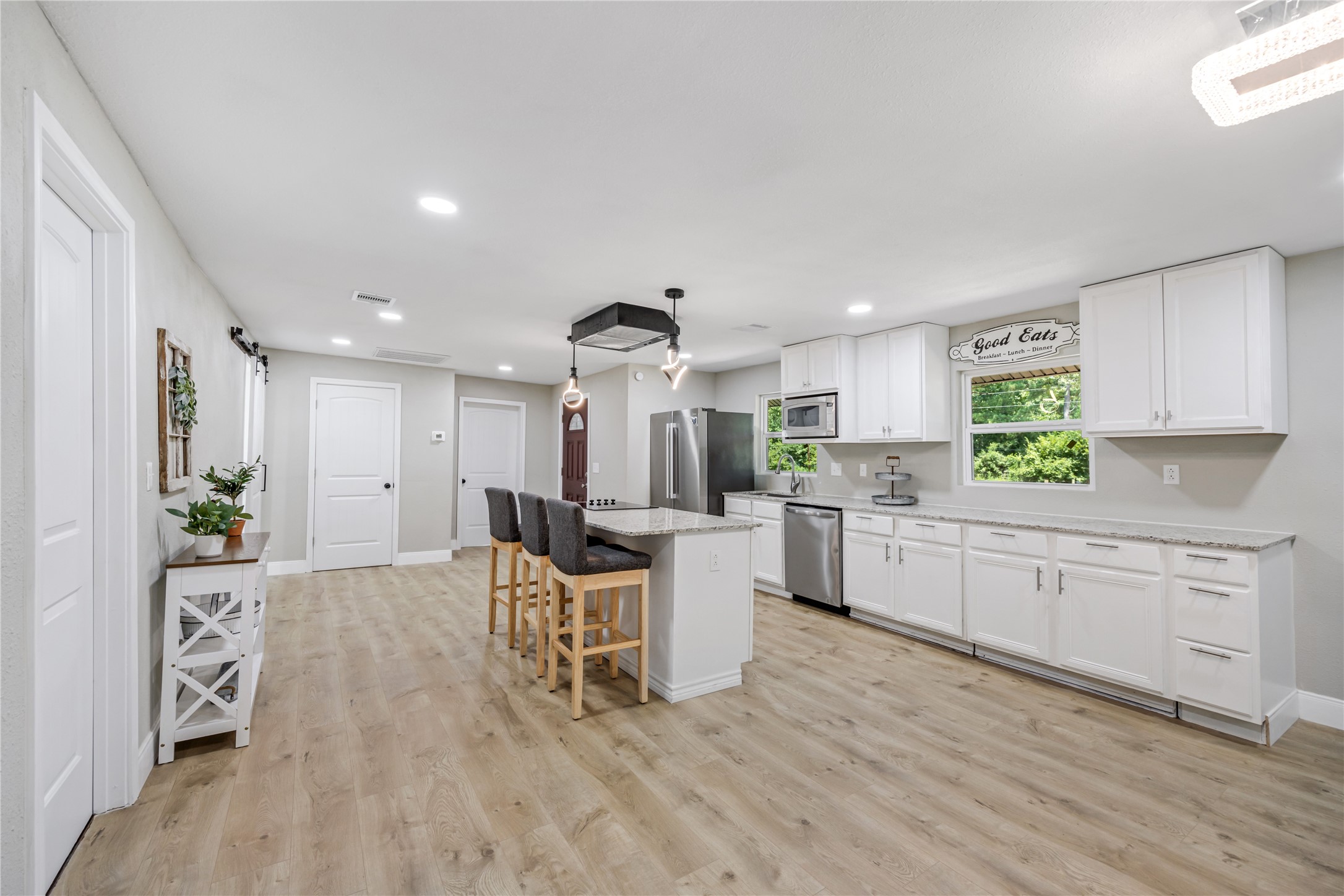 10928 L And M Road Property Photo 16