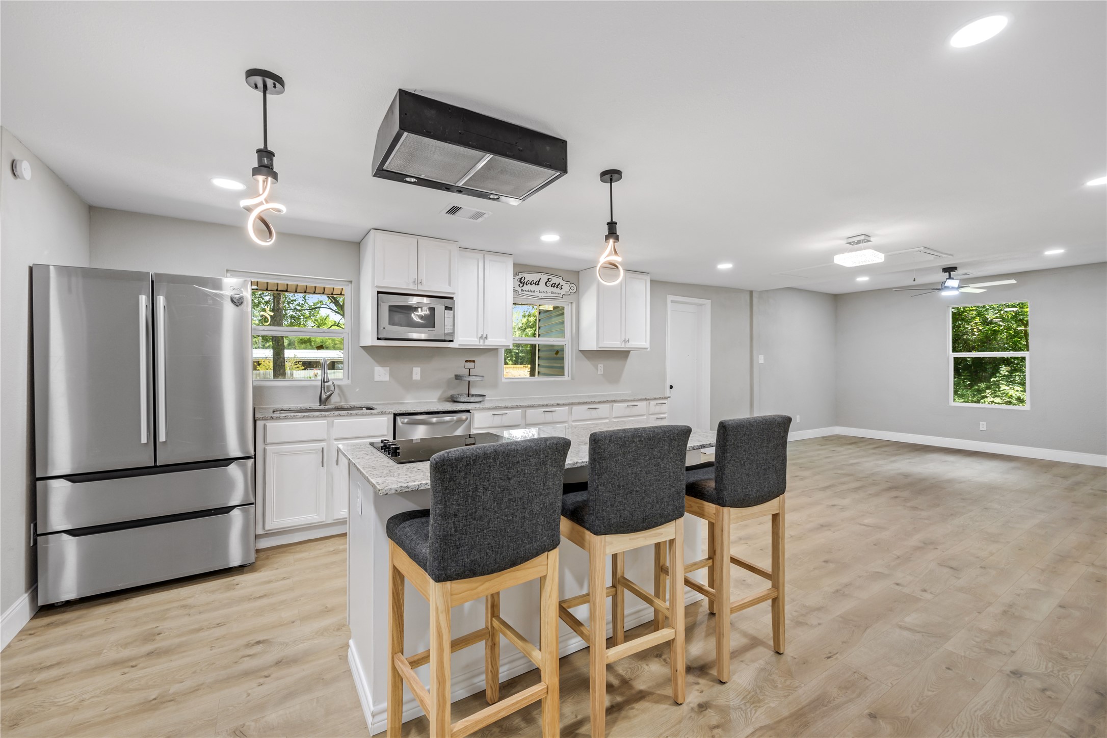 10928 L And M Road Property Photo 18