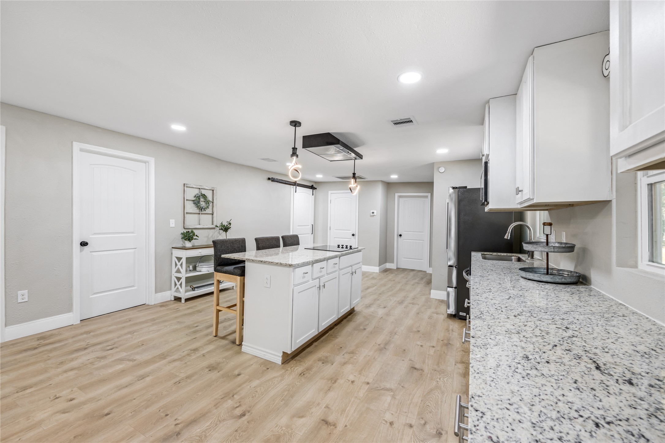 10928 L And M Road Property Photo 19