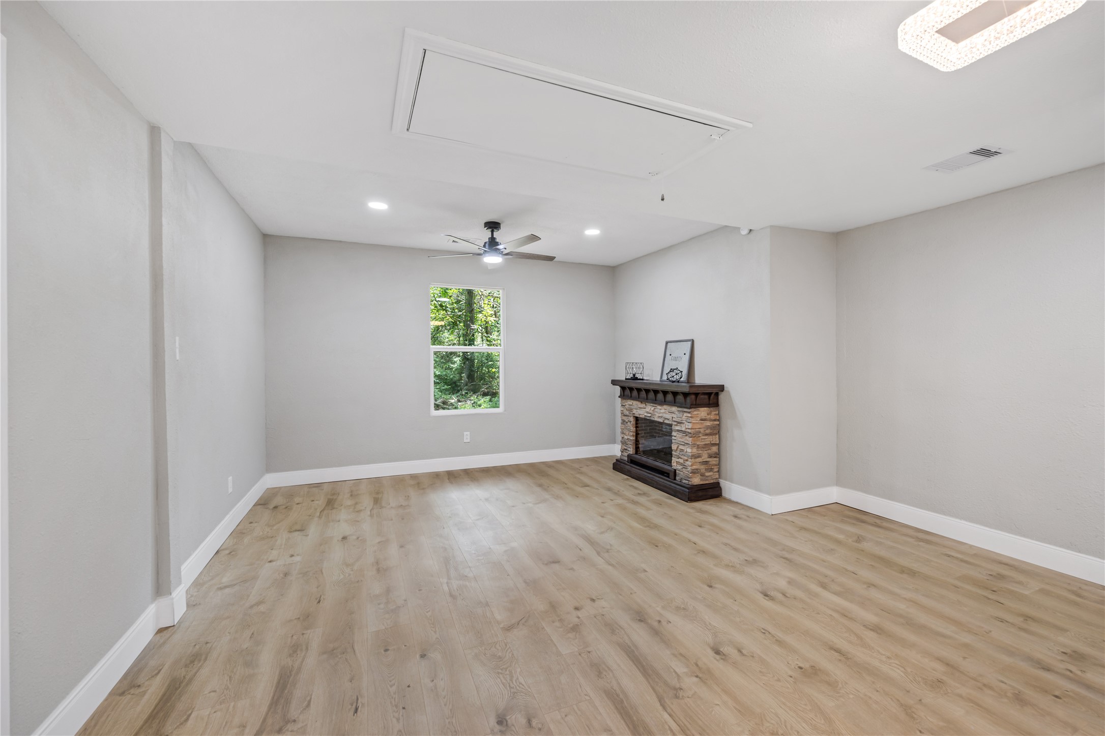 10928 L And M Road Property Photo 20