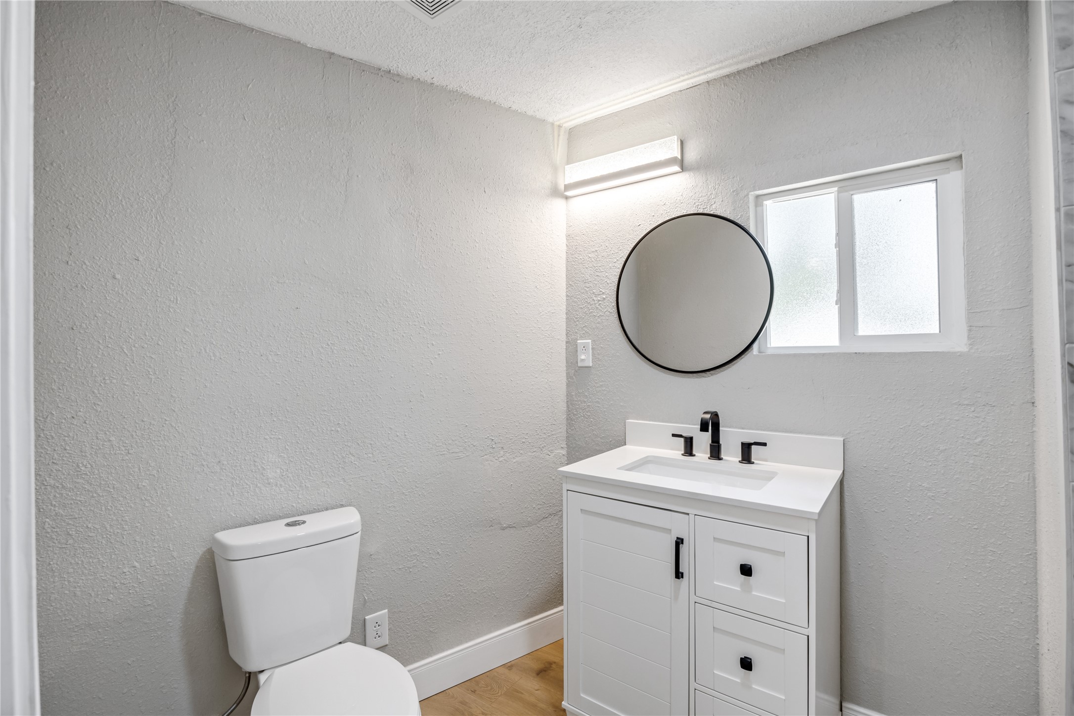 10928 L And M Road Property Photo 21