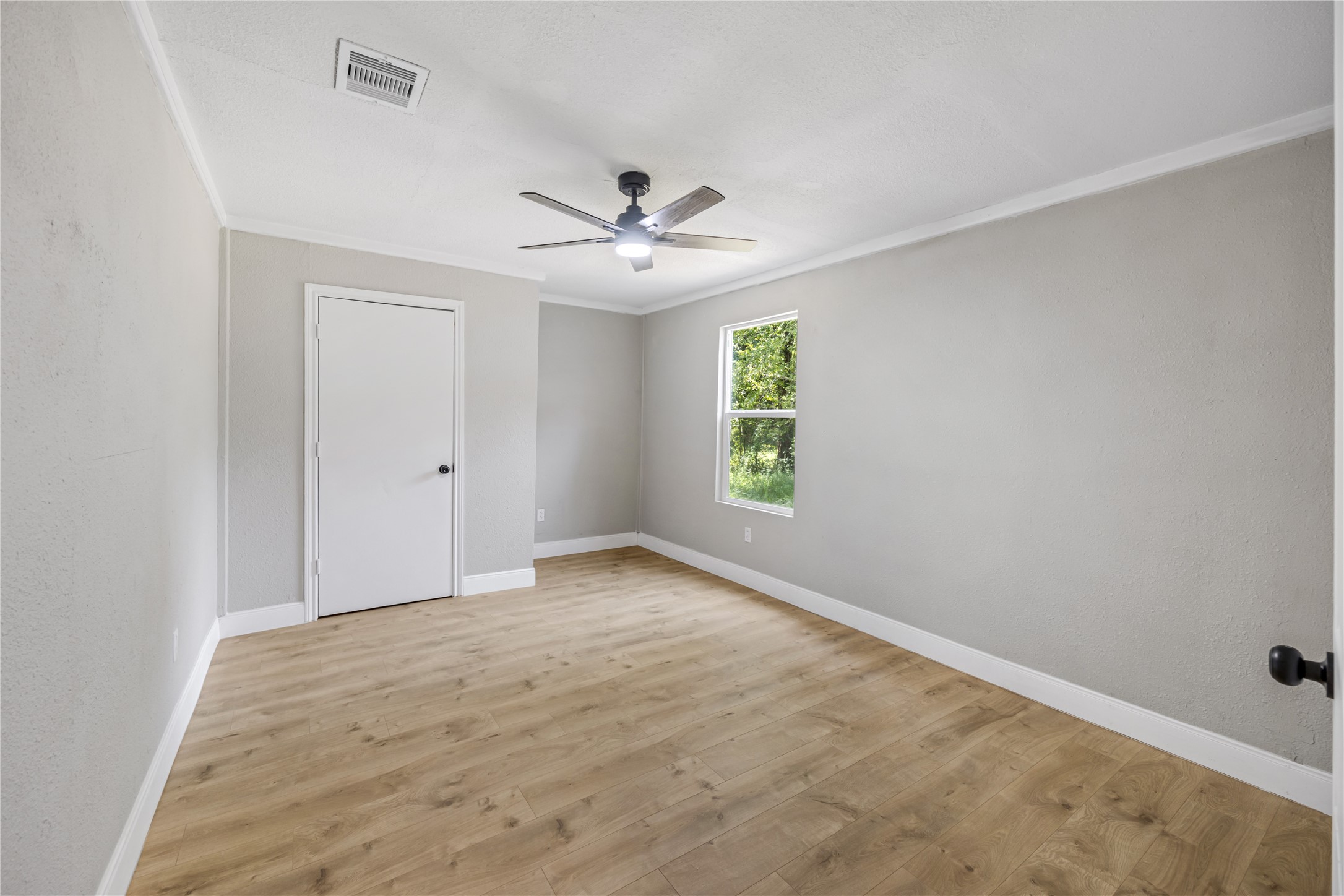 10928 L And M Road Property Photo 24