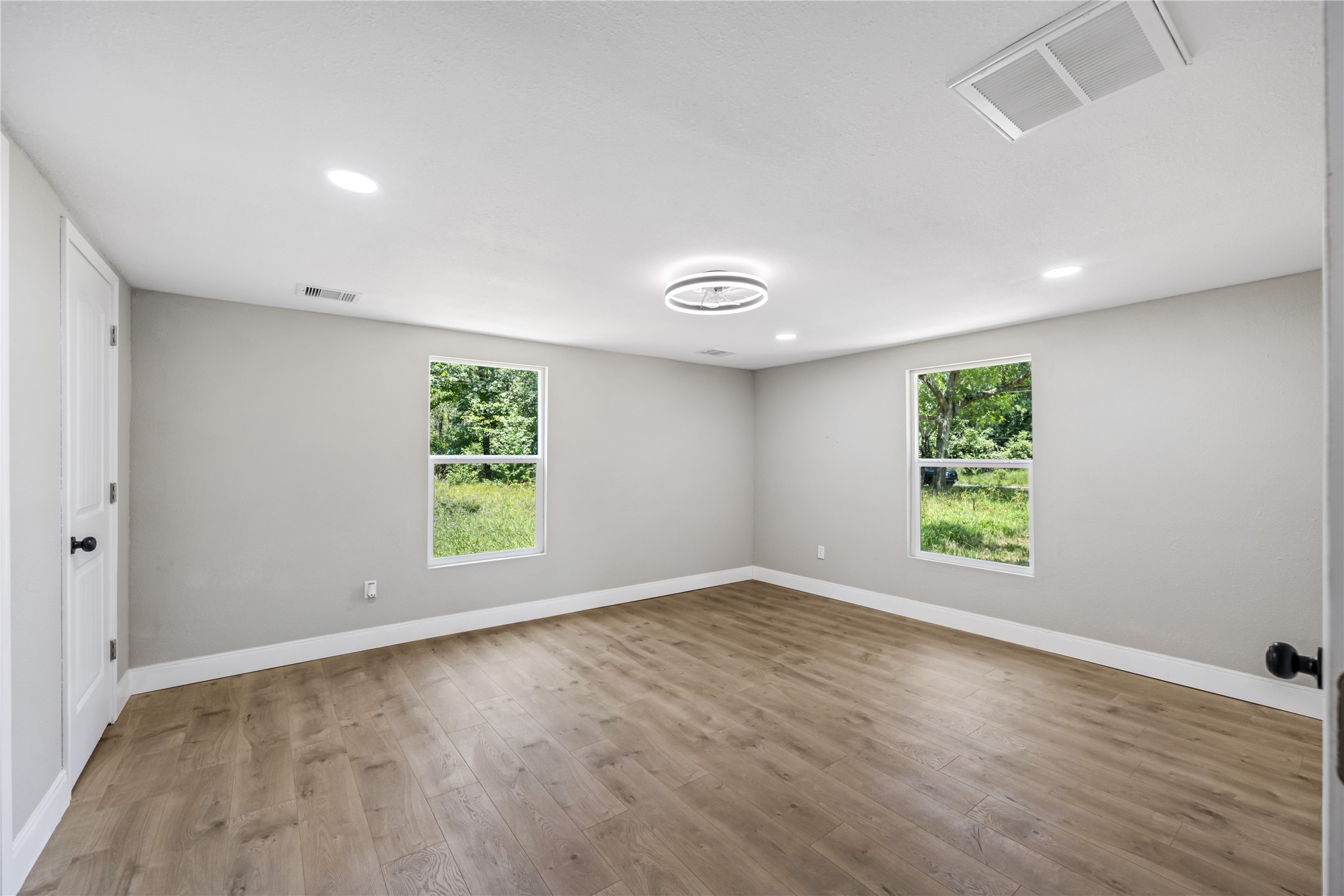 10928 L And M Road Property Photo 26