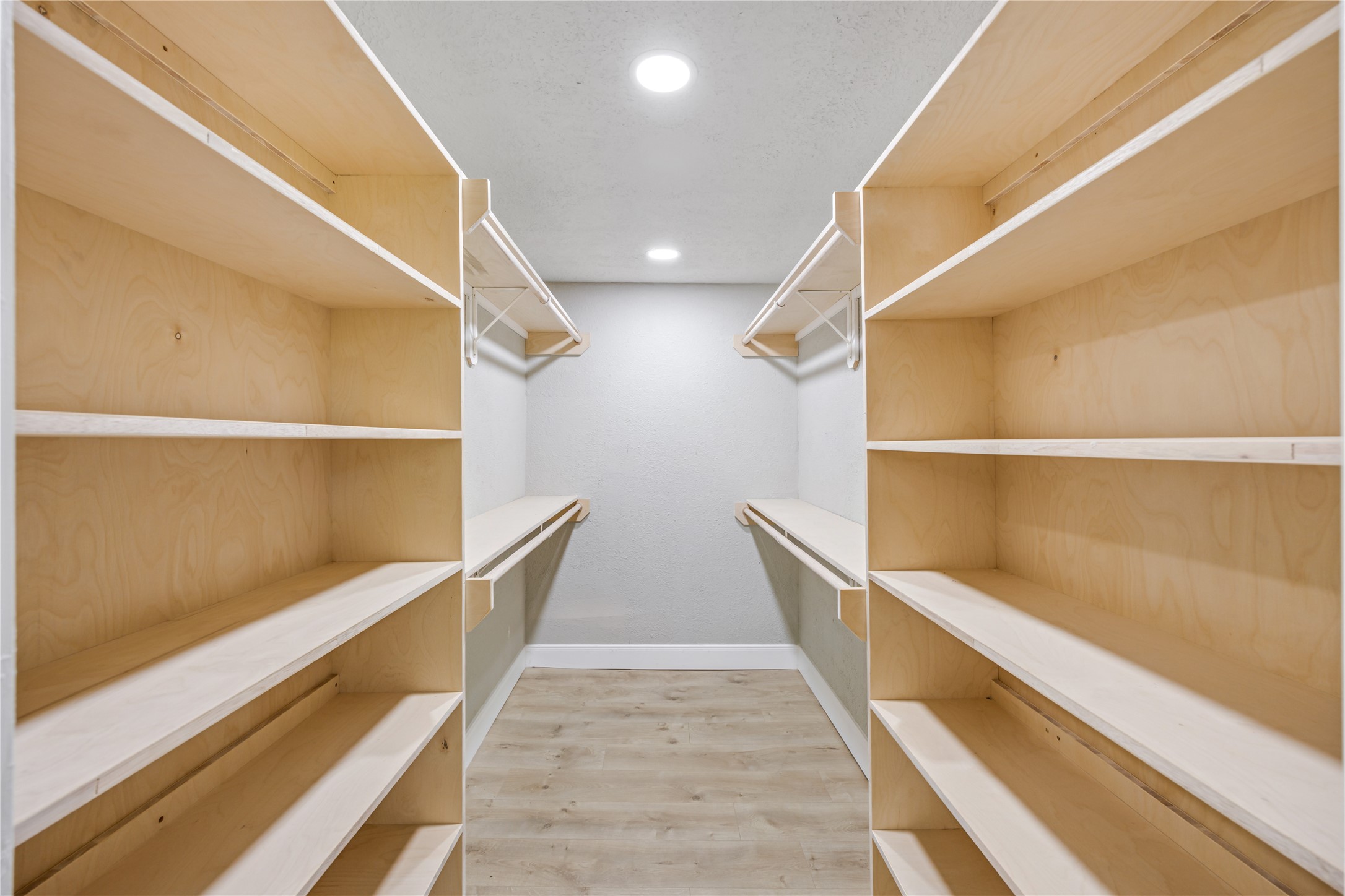 10928 L And M Road Property Photo 29