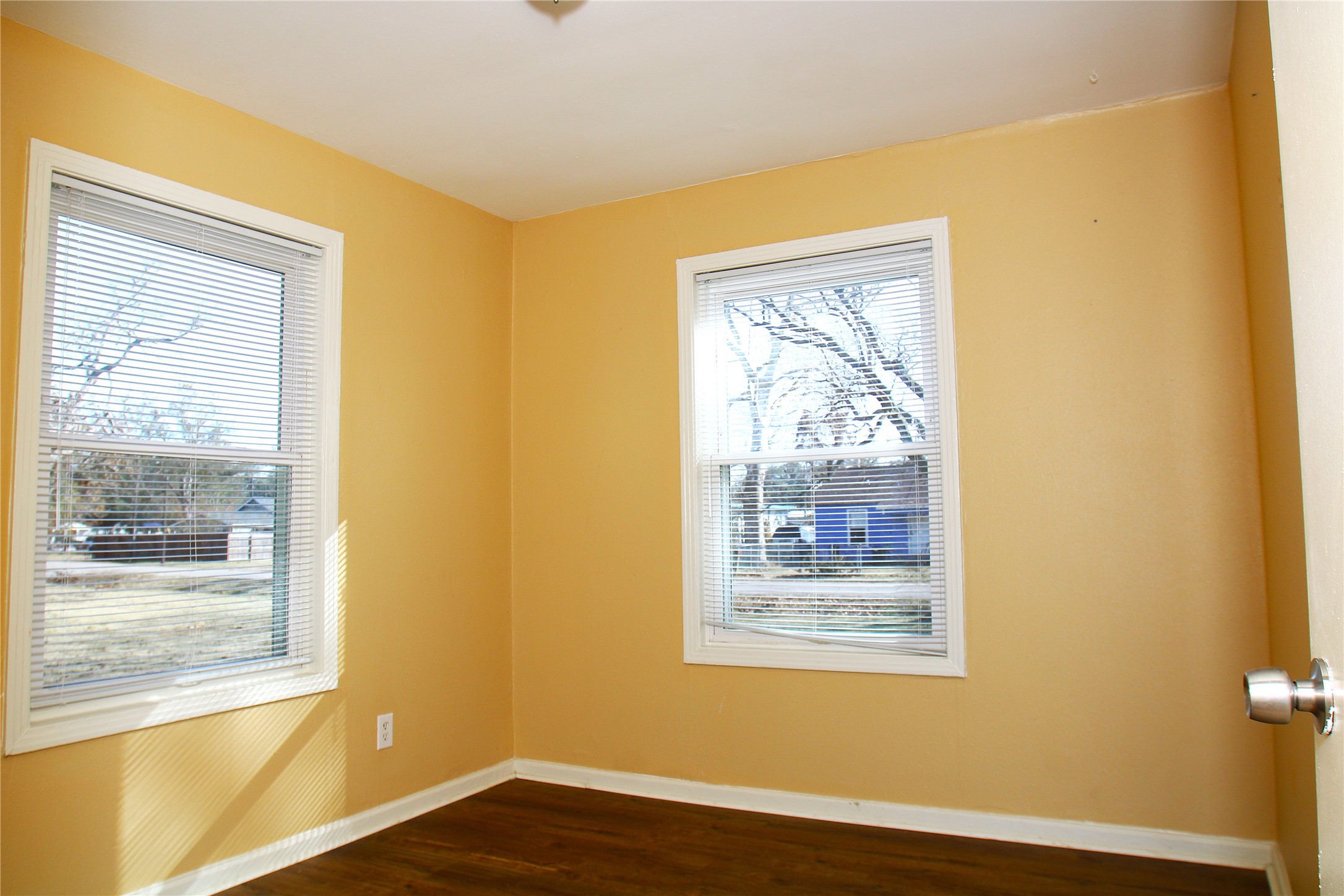 520 Mckee Street Property Photo 10