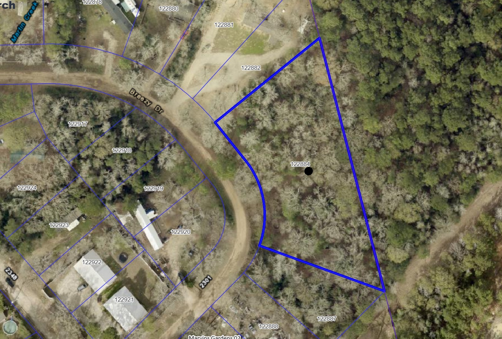 18100 Breezy Drive Property Photo 4
