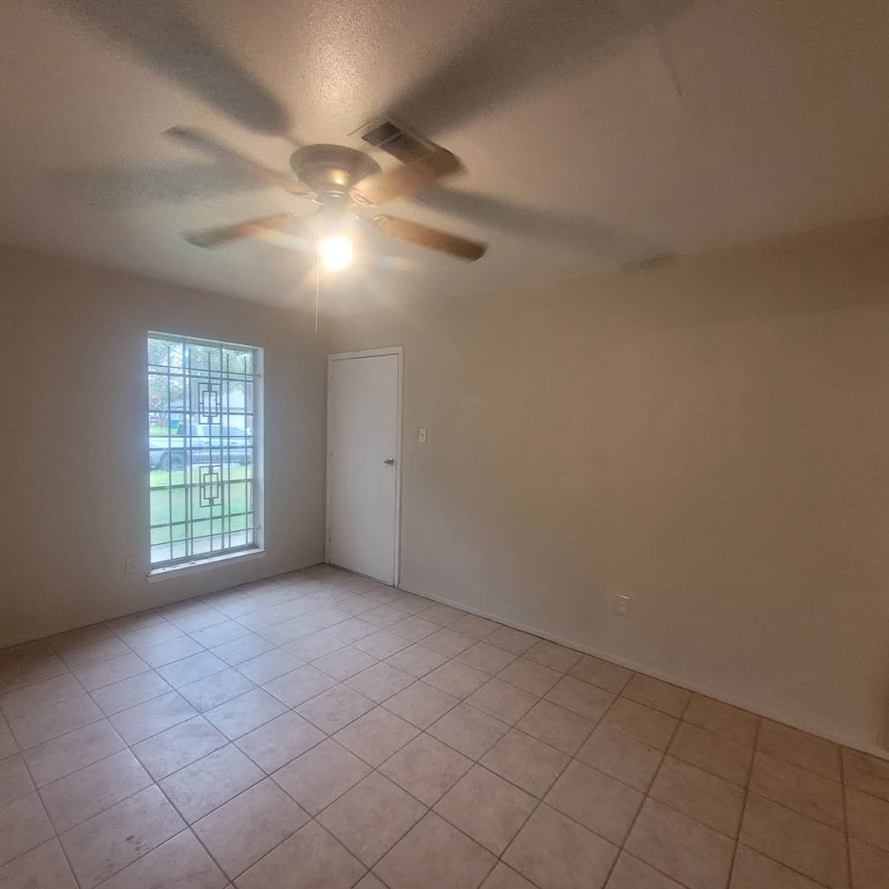 6033 Muskingum Lane Property Photo 17
