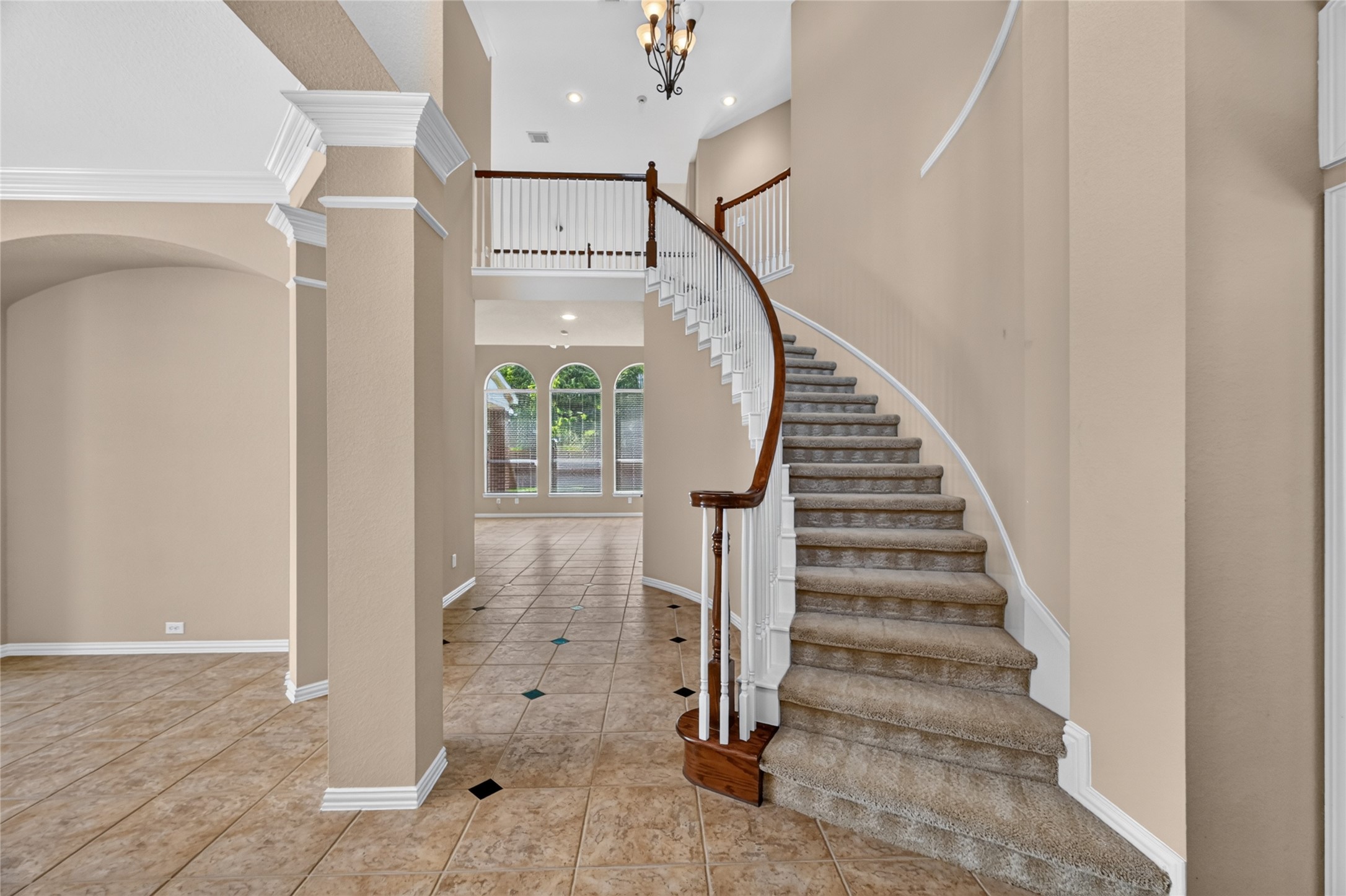 4627 Lake Knoll Court Property Photo 4