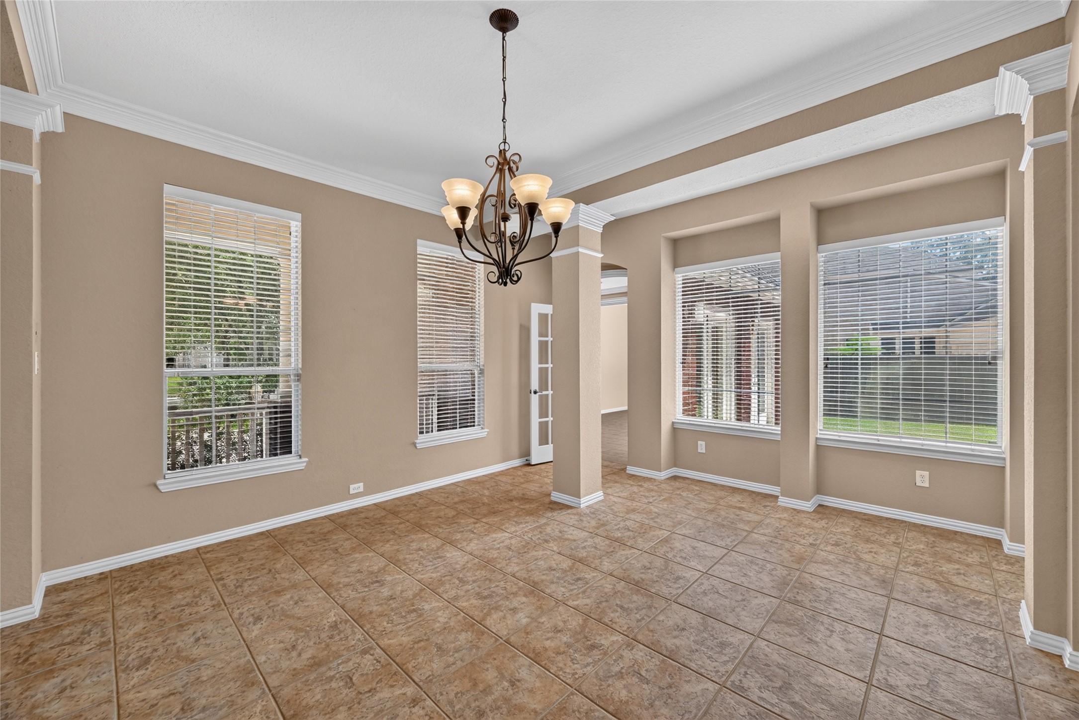4627 Lake Knoll Court Property Photo 17