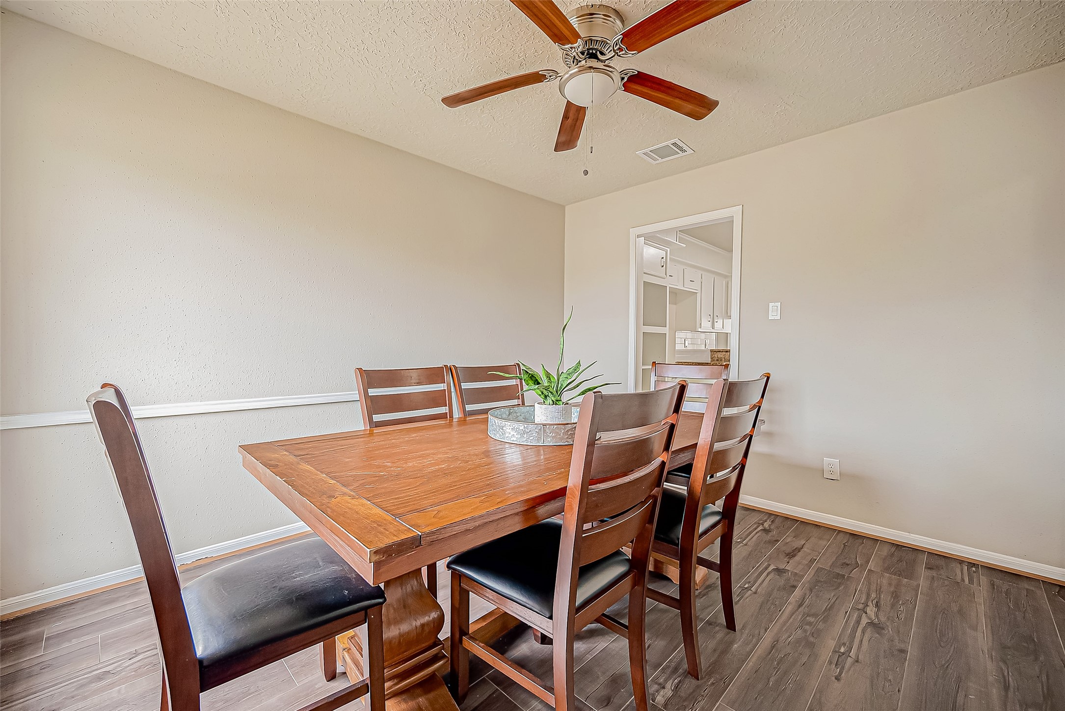 1842 Fall Meadow Drive Property Photo 8