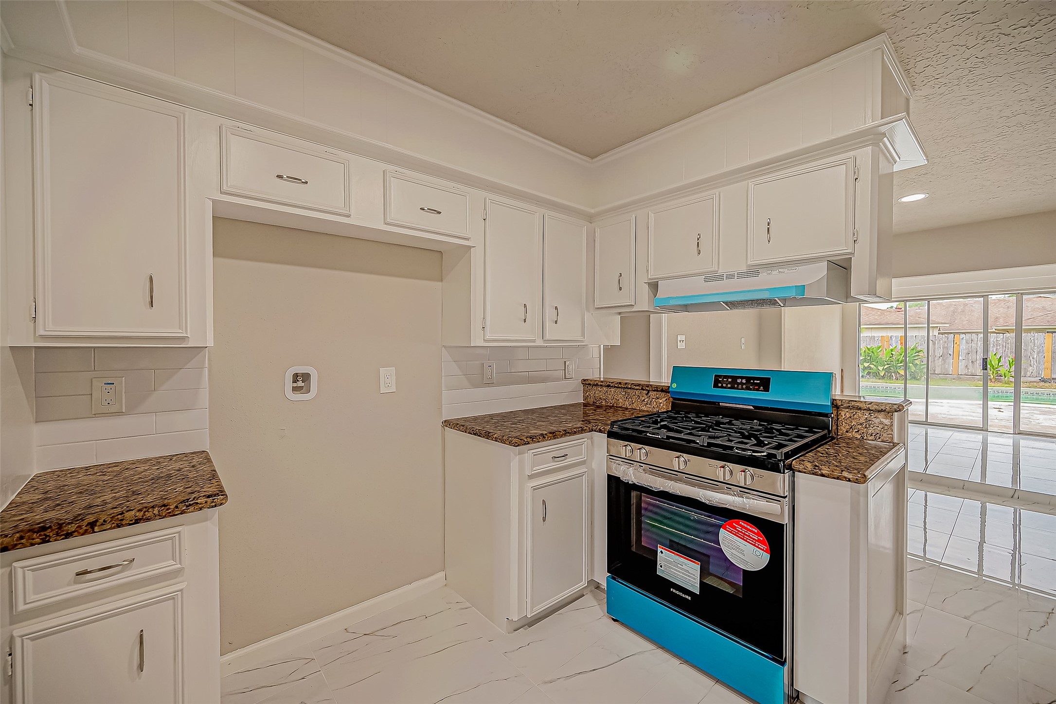 1842 Fall Meadow Drive Property Photo 9
