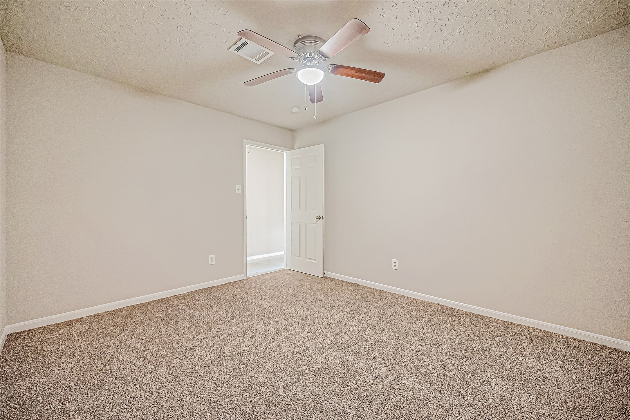 1842 Fall Meadow Drive Property Photo 22
