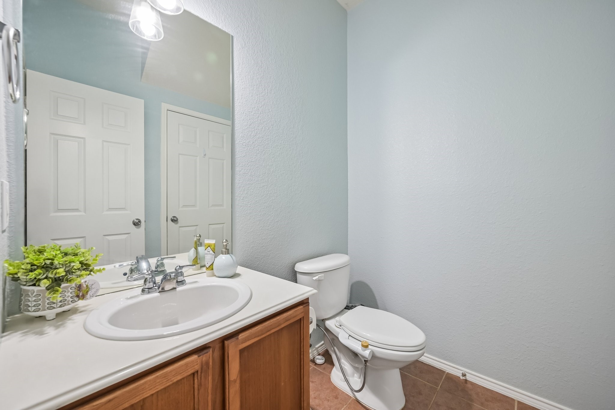 2209 Stonepark Place Property Photo 11