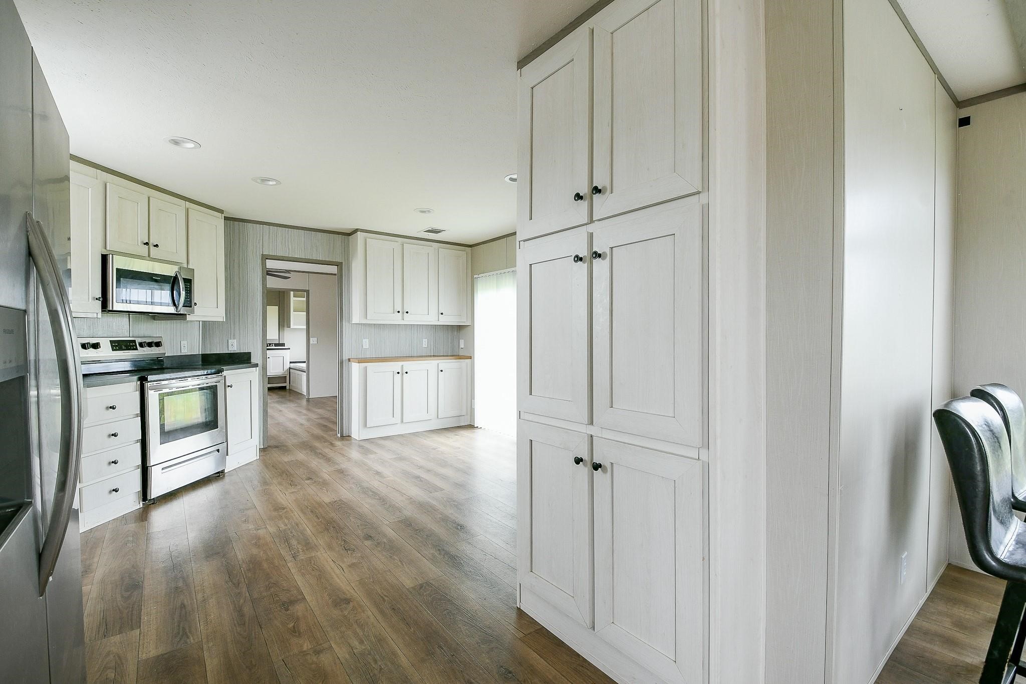 669 Road 5822 Property Photo 1