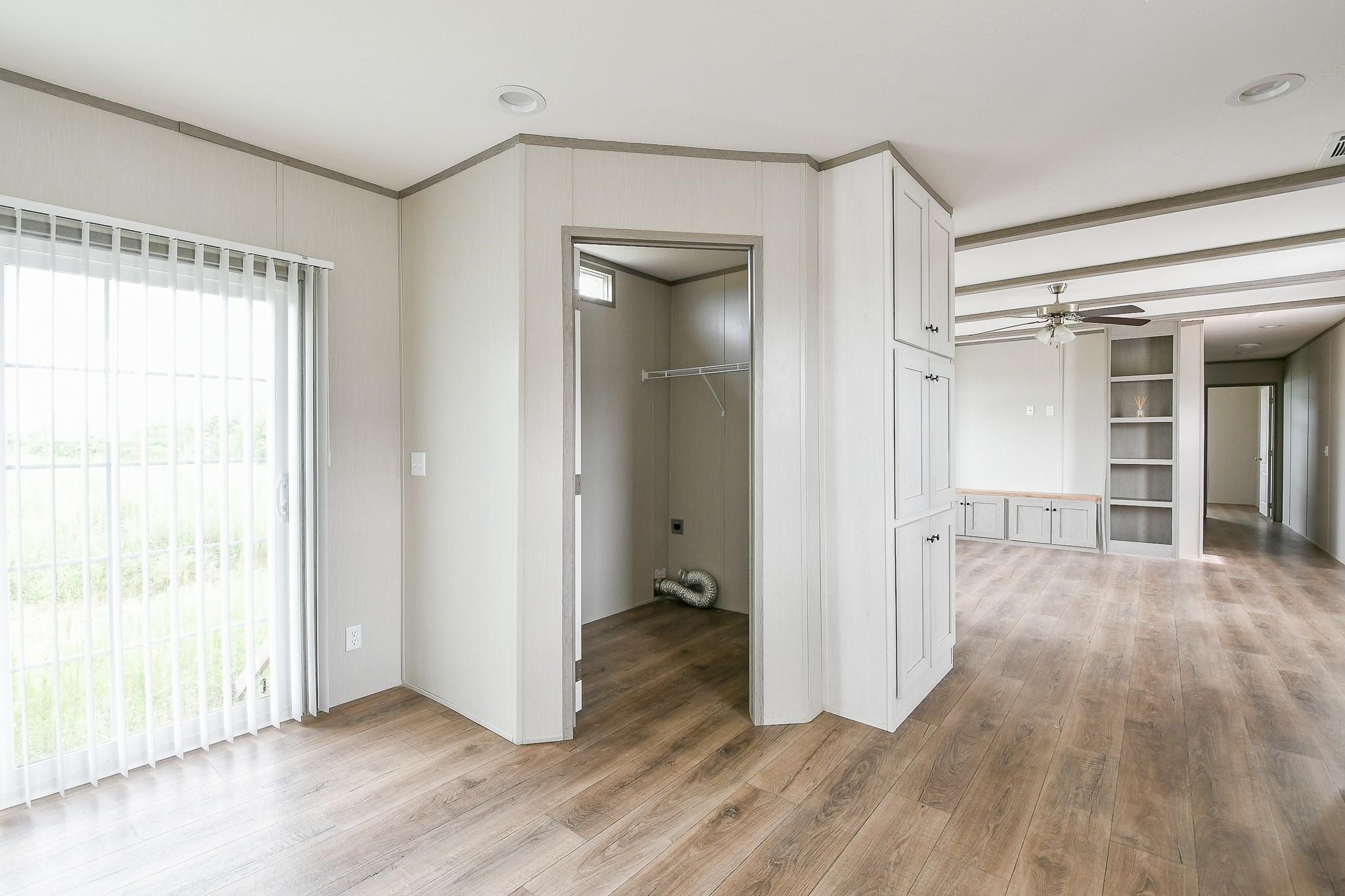669 Road 5822 Property Photo 10