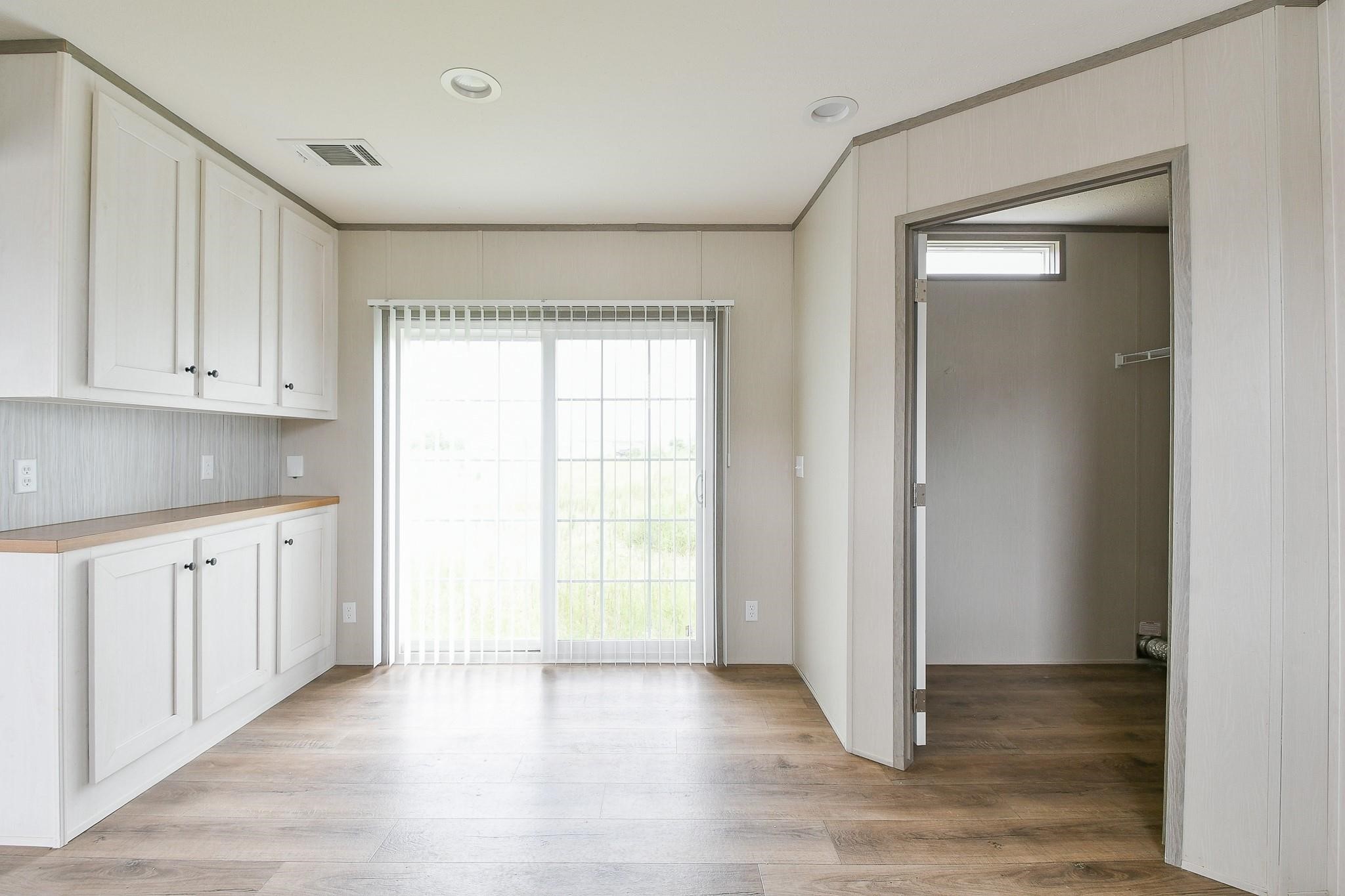 669 Road 5822 Property Photo 11