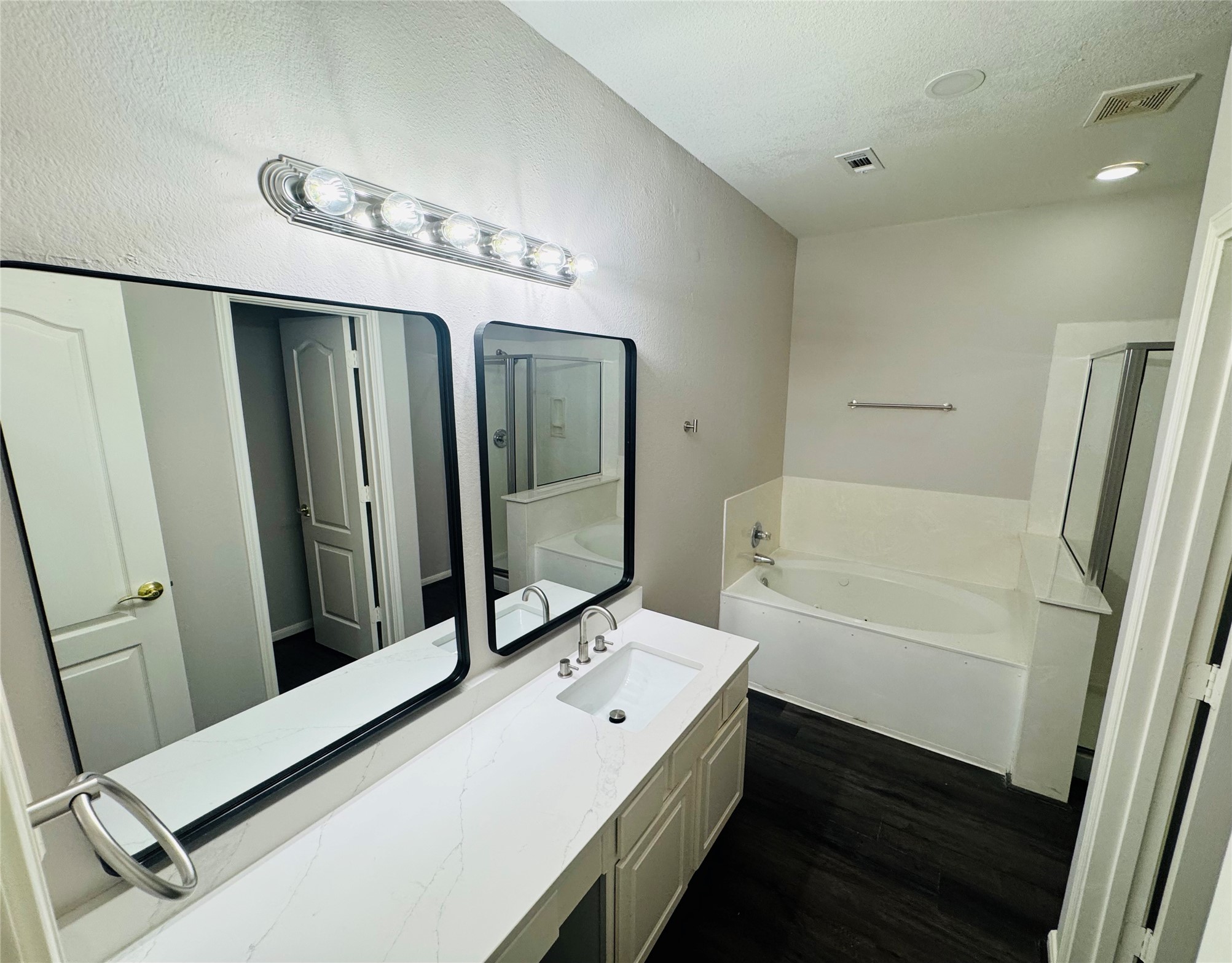 9530 Flying Eagle Court Property Photo 14