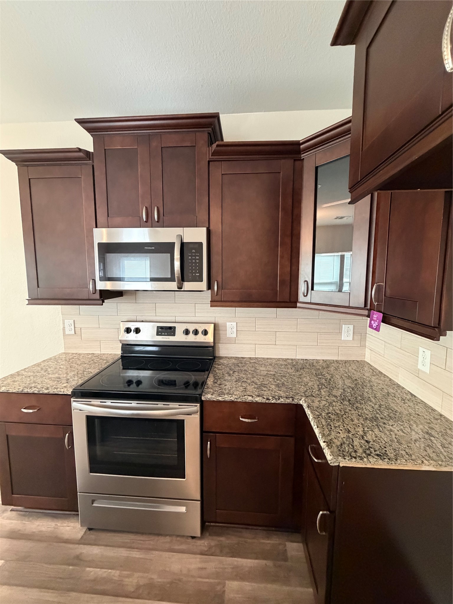 16721 Stonefield Property Photo 4