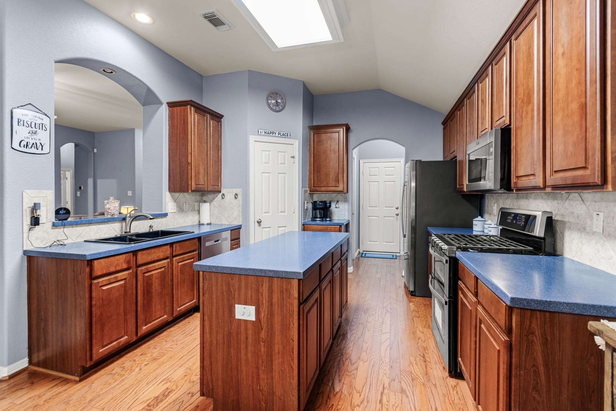 10244 Elmo Court Property Photo 6