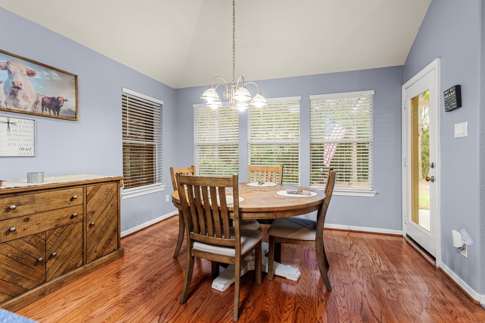 10244 Elmo Court Property Photo 8
