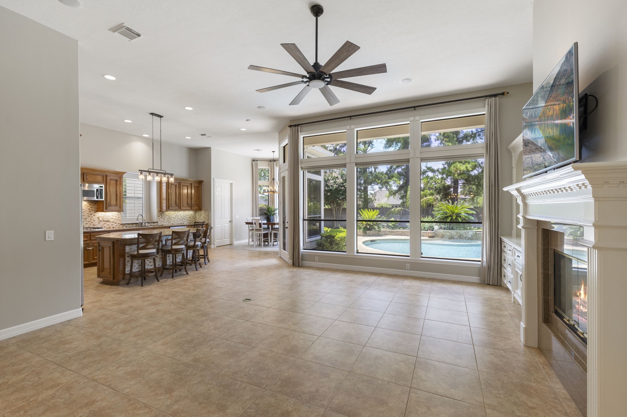 6614 Wood Place Court Property Photo 10