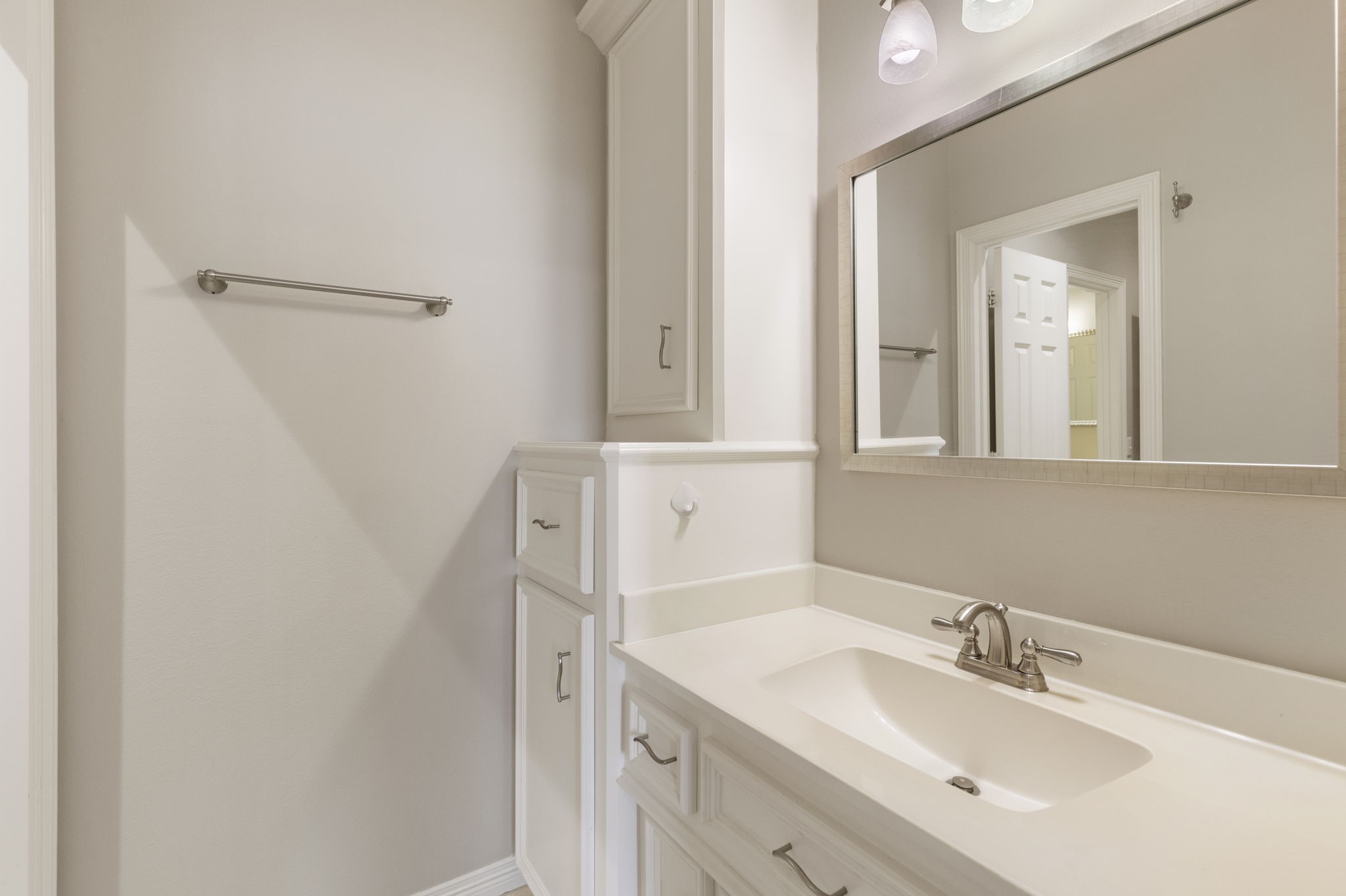 6614 Wood Place Court Property Photo 32