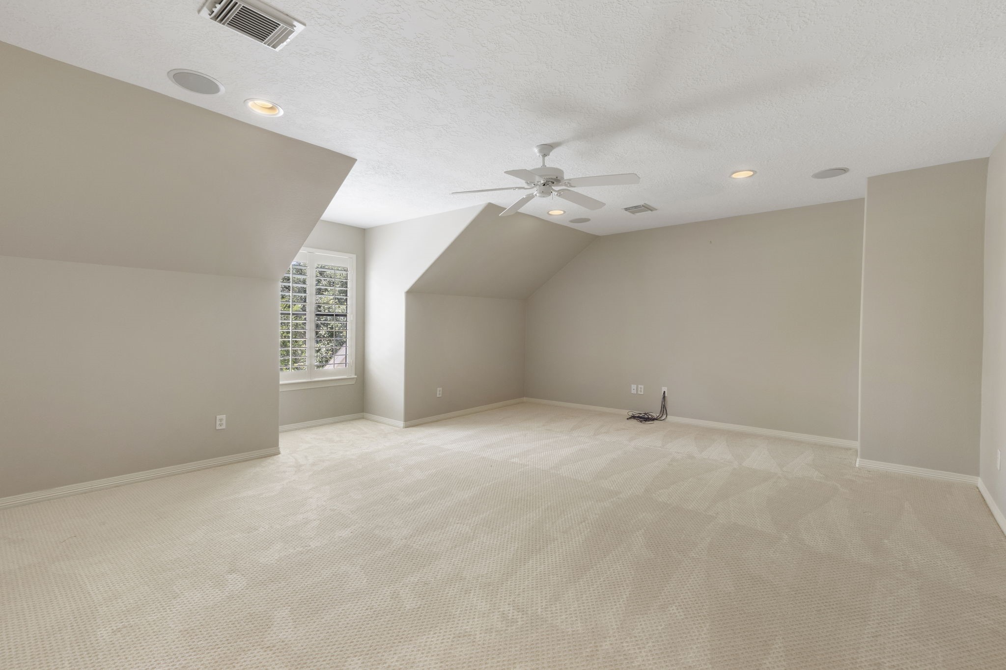 6614 Wood Place Court Property Photo 36