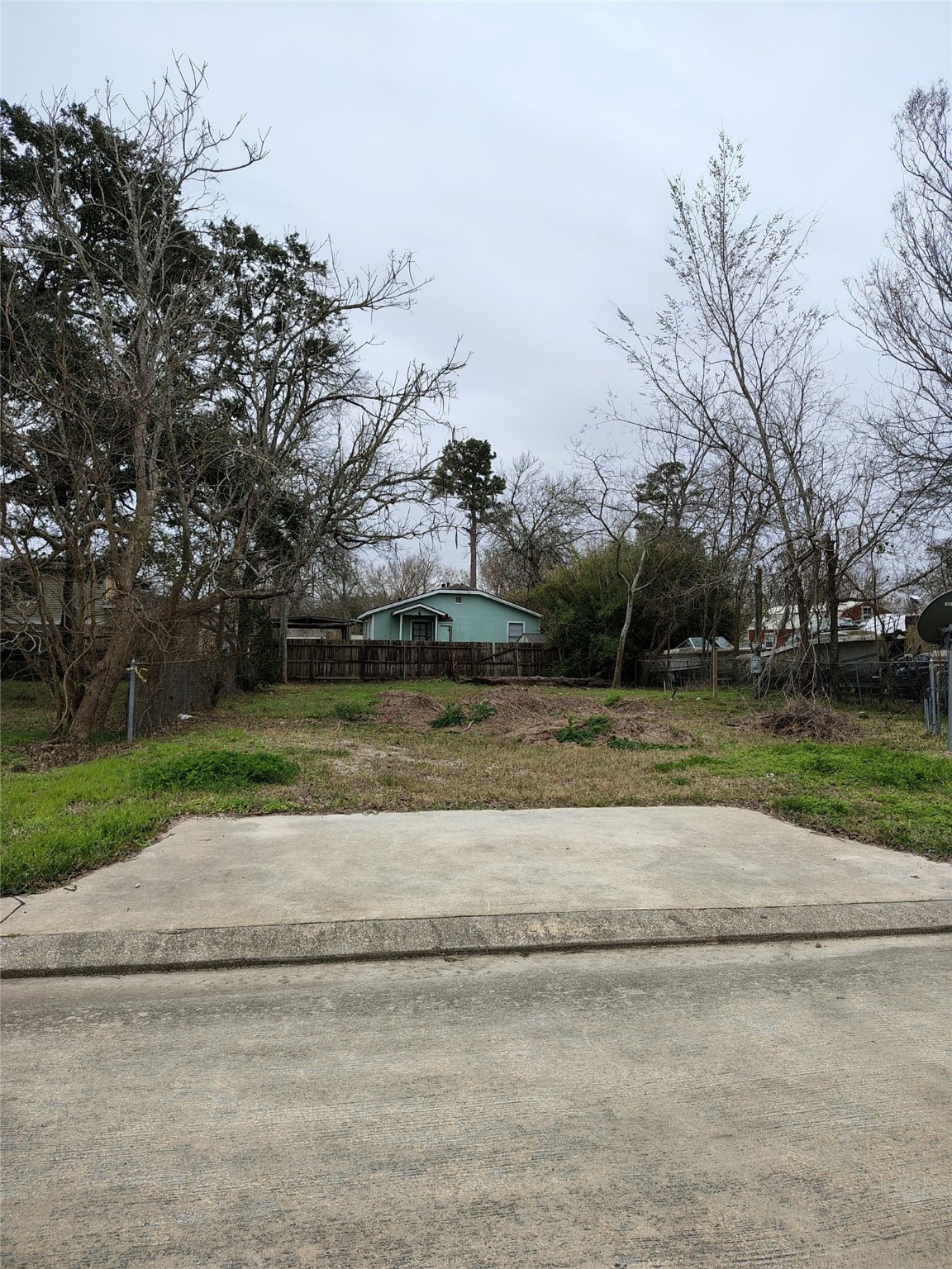 125 Bay Shore Drive Property Photo