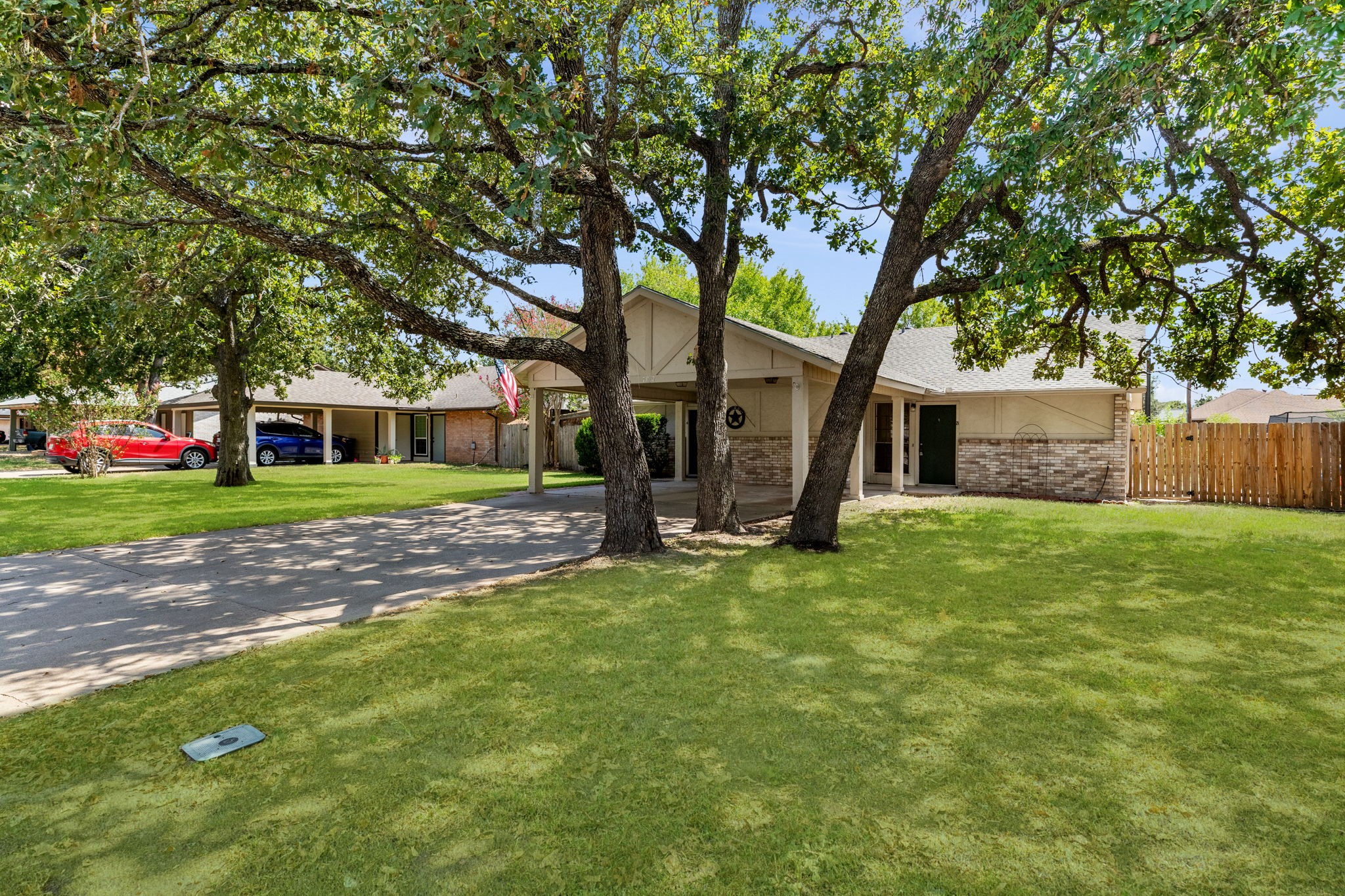 702 San Mario Court B Property Photo 1