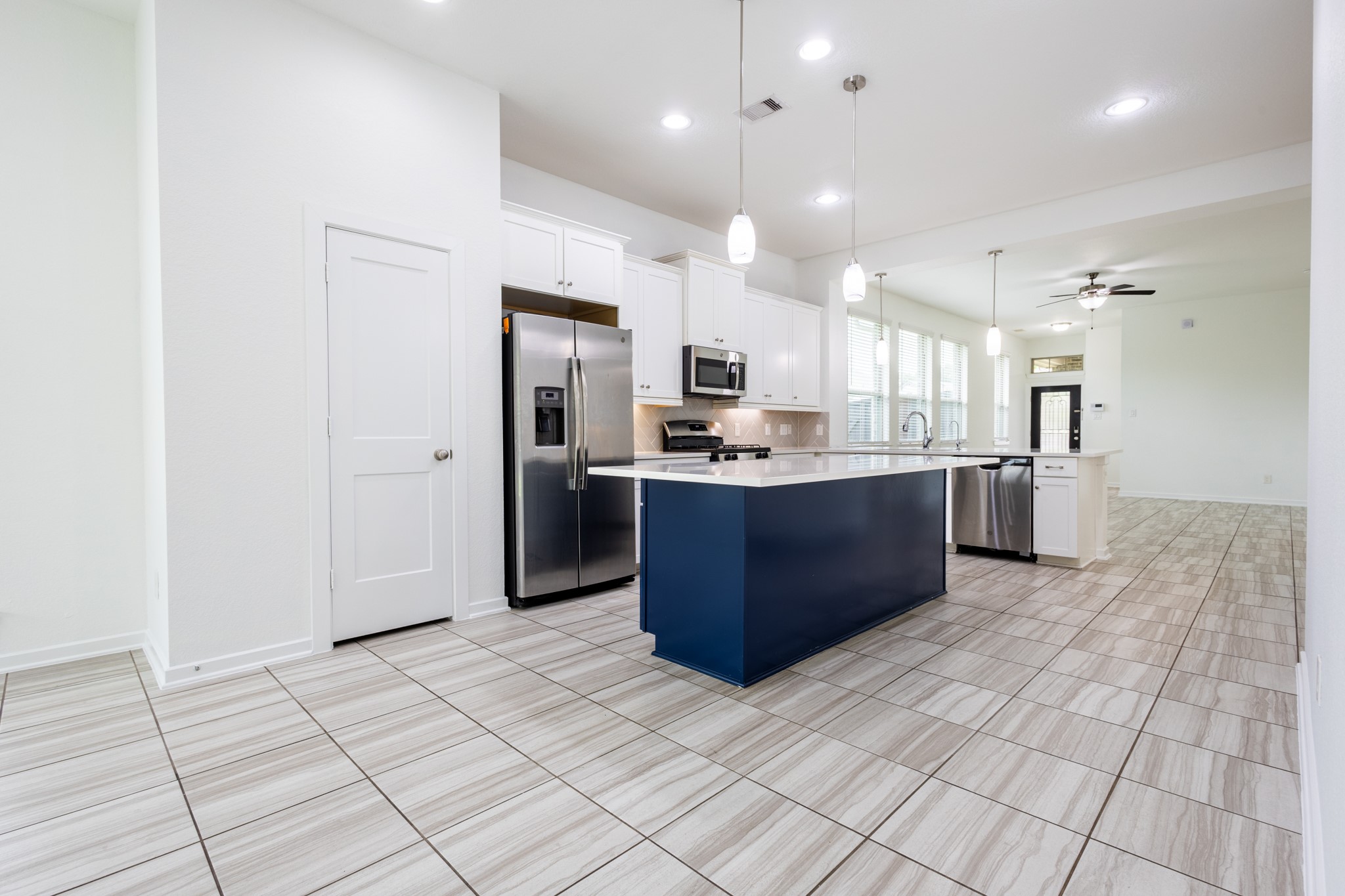 12226 Castano Creek Drive Property Photo 11