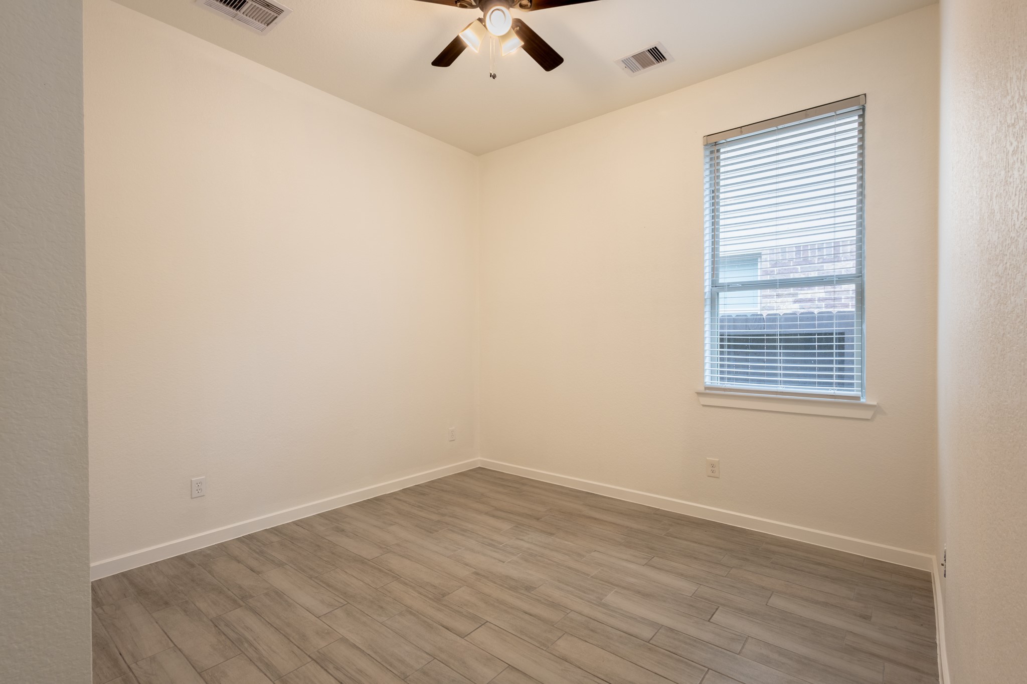 12226 Castano Creek Drive Property Photo 17