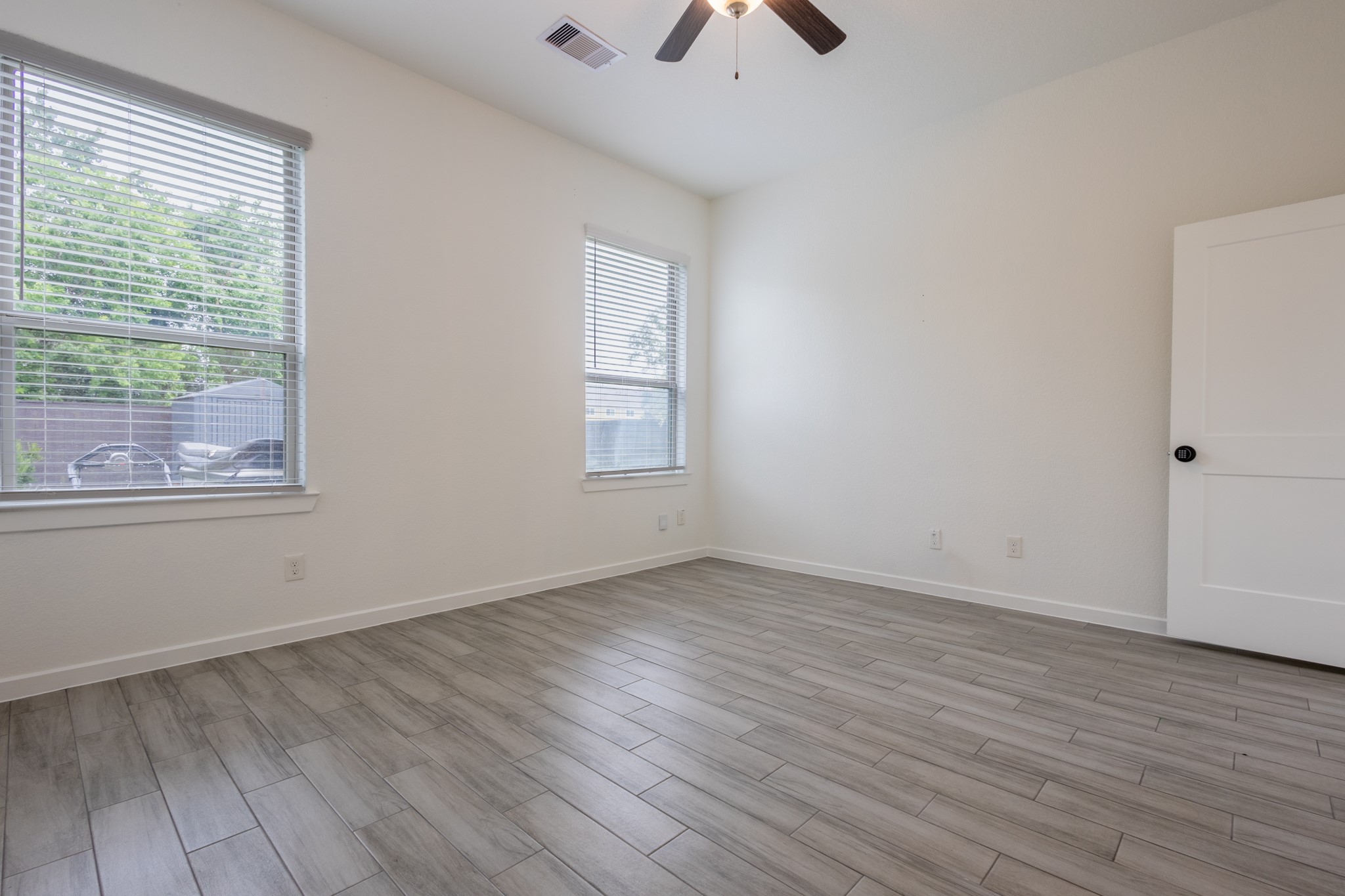 12226 Castano Creek Drive Property Photo 25