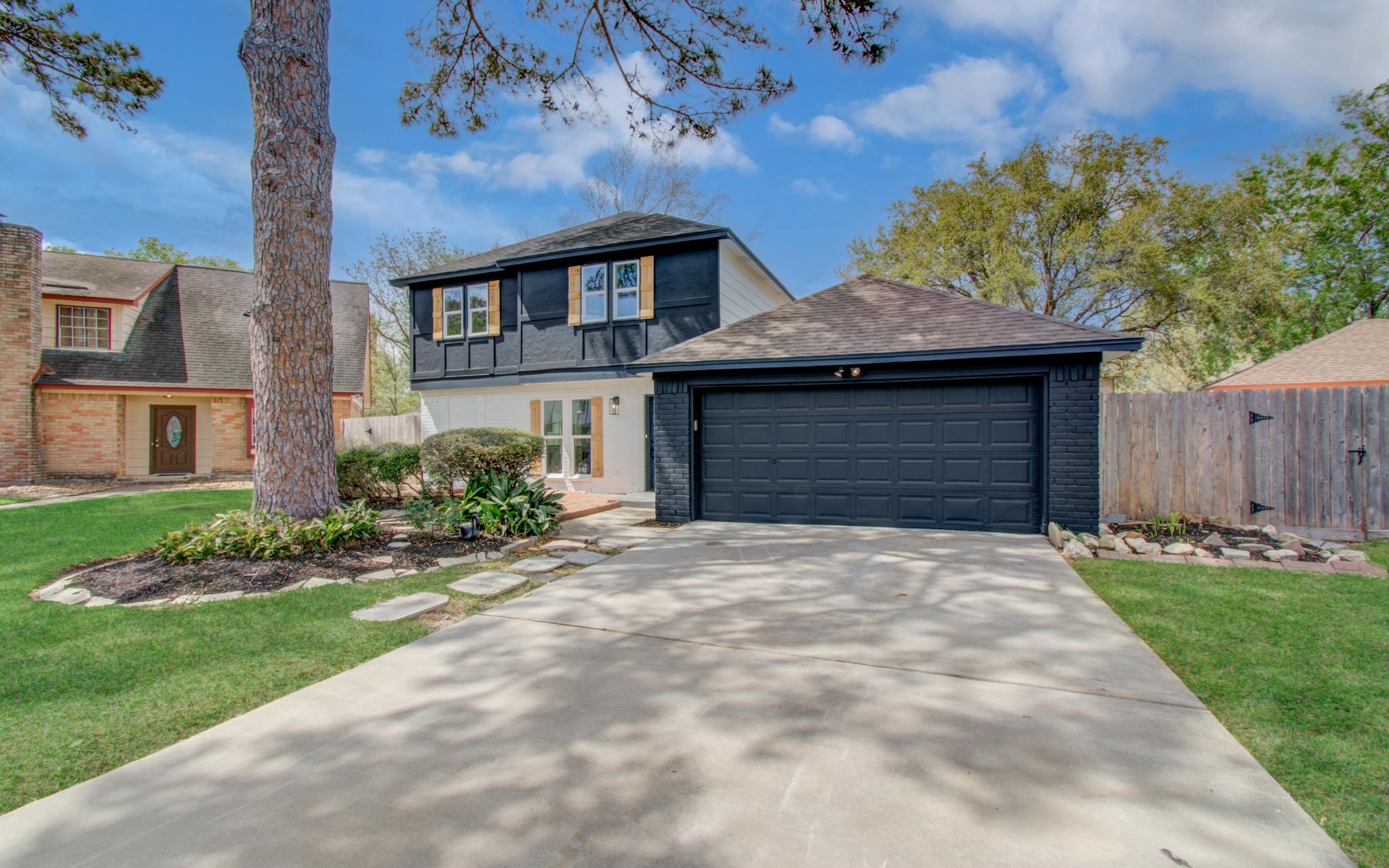 10406 Golden Meadow Drive Property Photo