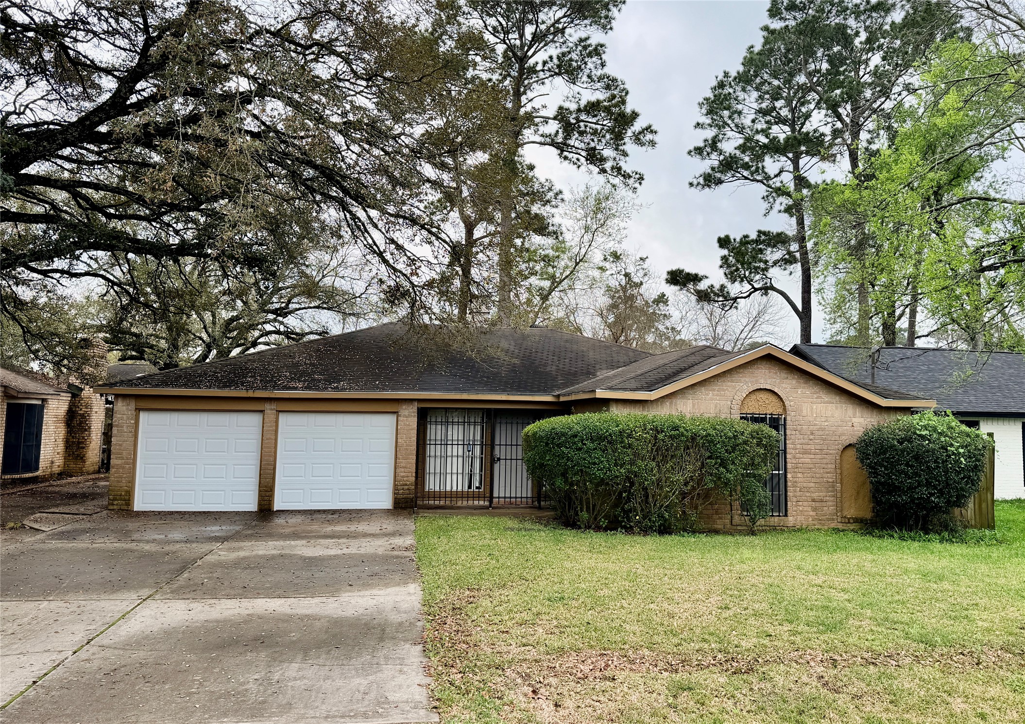 7876 Bender Road Property Photo 1